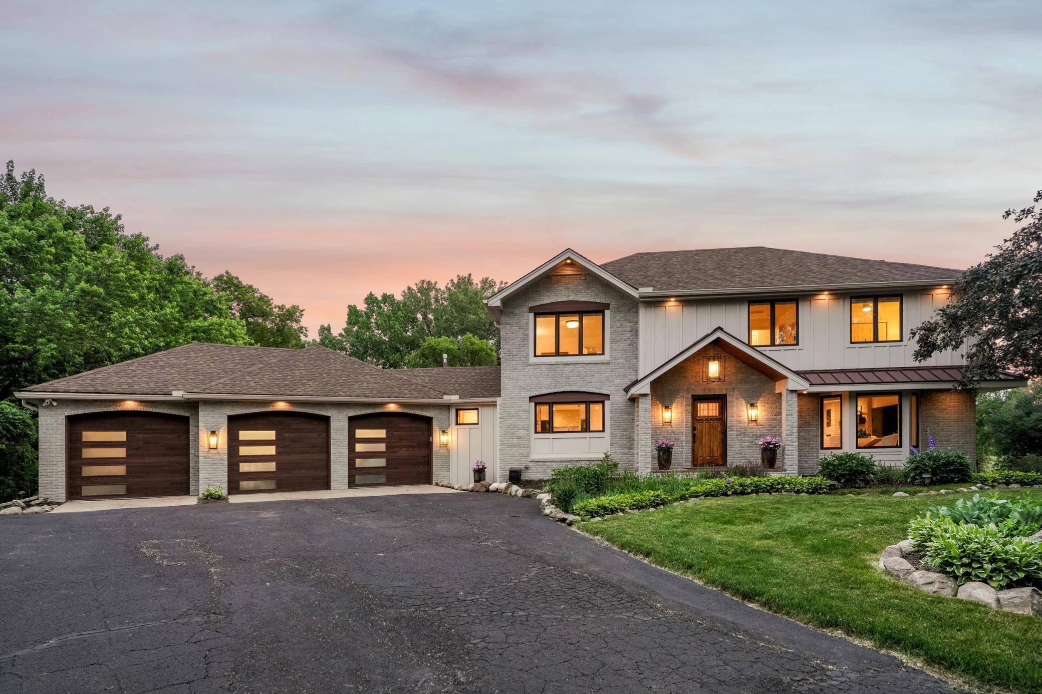 Minnetonka, MN 55345,5705 Covington CIR