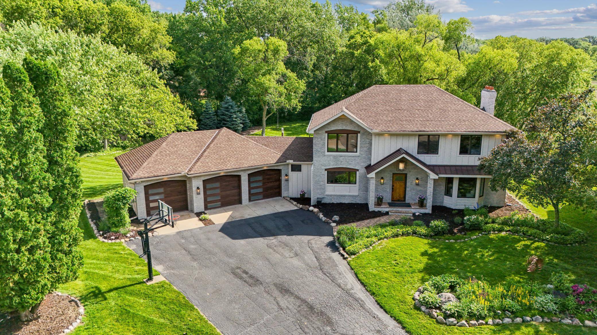 Minnetonka, MN 55345,5705 Covington CIR