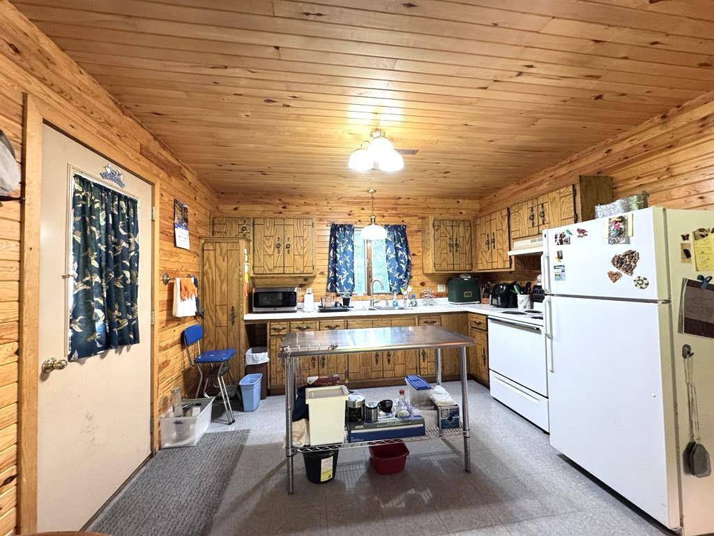 Pine River, MN 56474,1360 Smith DR NW