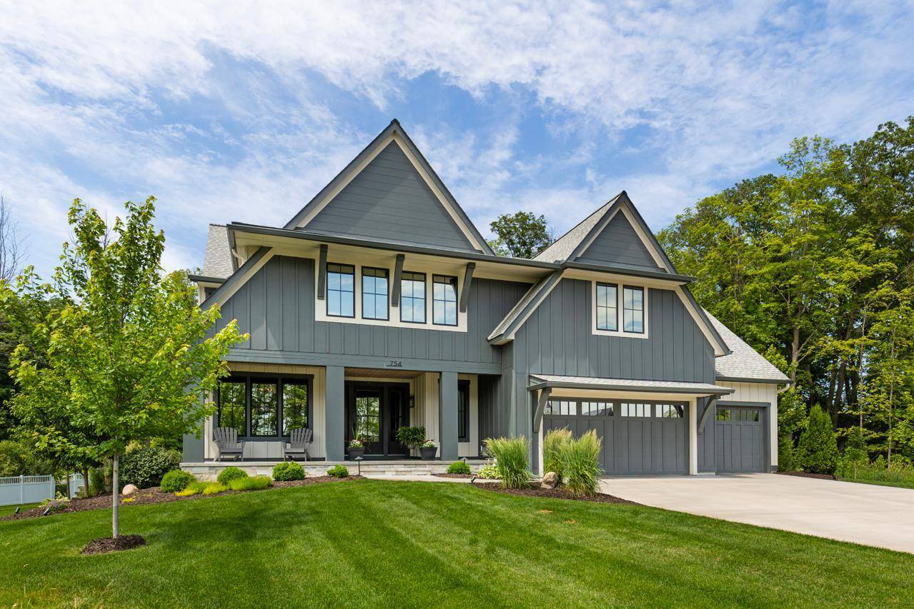 Medina, MN 55340,754 Shawnee Woods RD