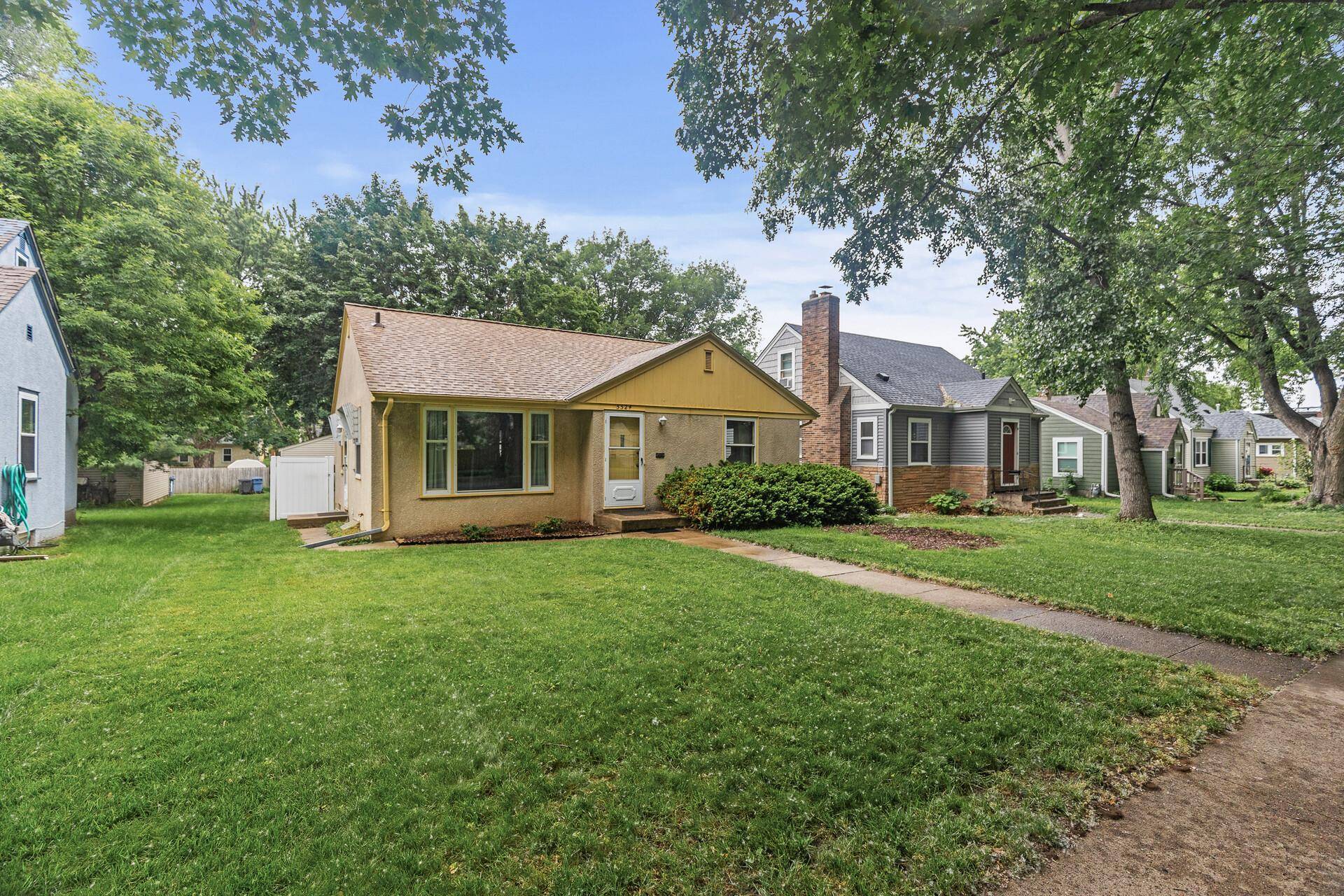 Minneapolis, MN 55417,5524 34th AVE S
