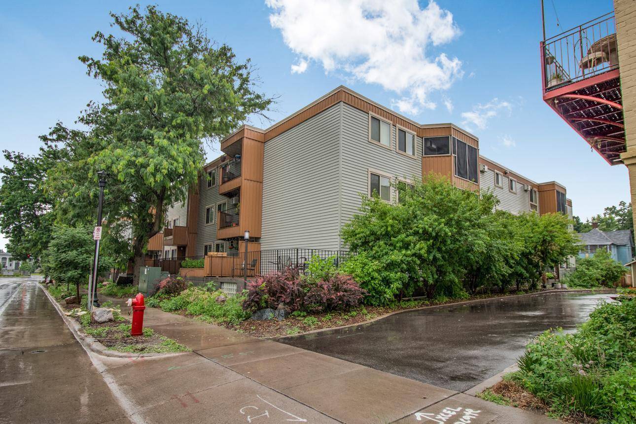 Minneapolis, MN 55408,3540 Hennepin AVE #123