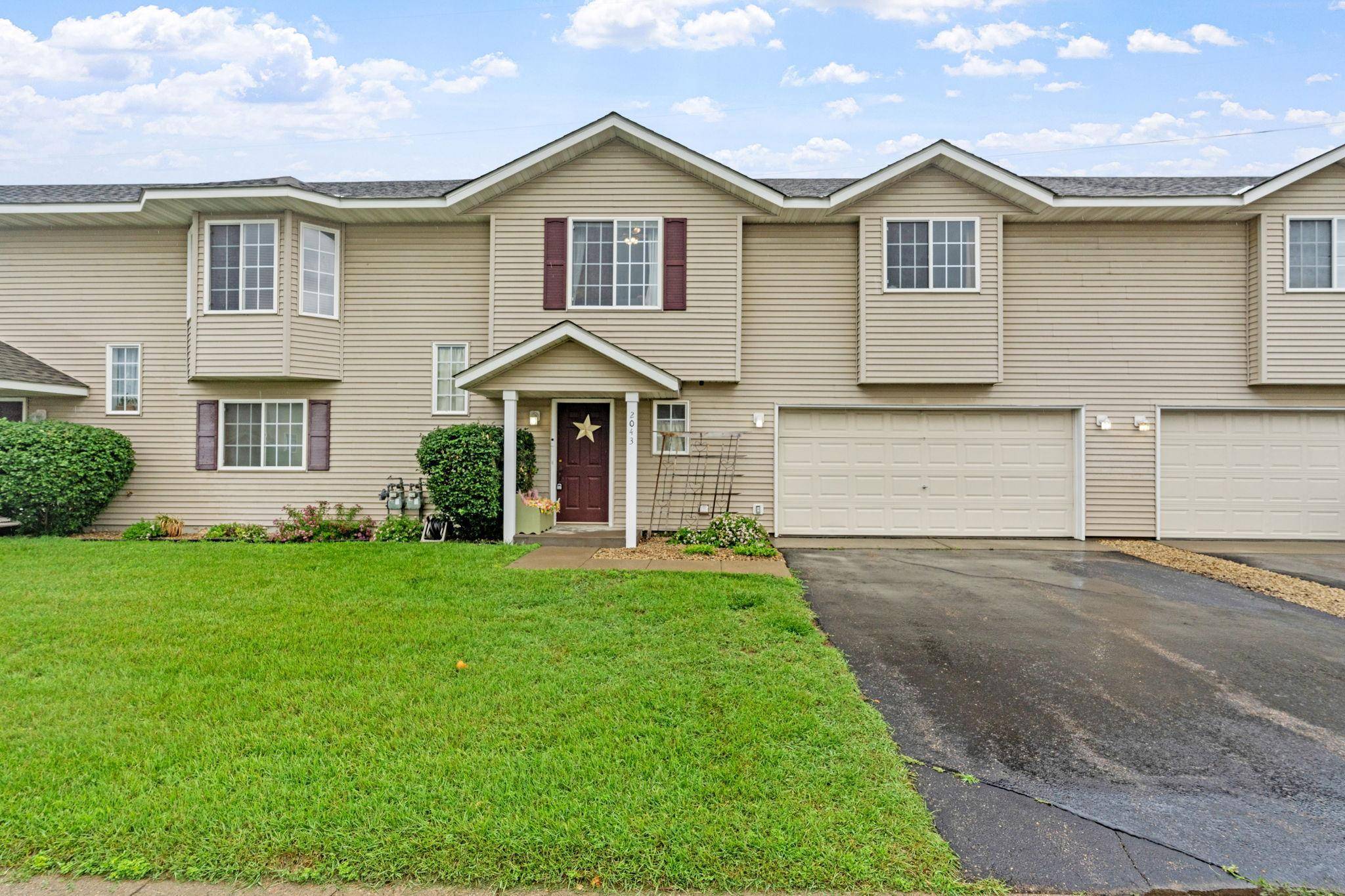 Shakopee, MN 55379,2043 Brittany CT