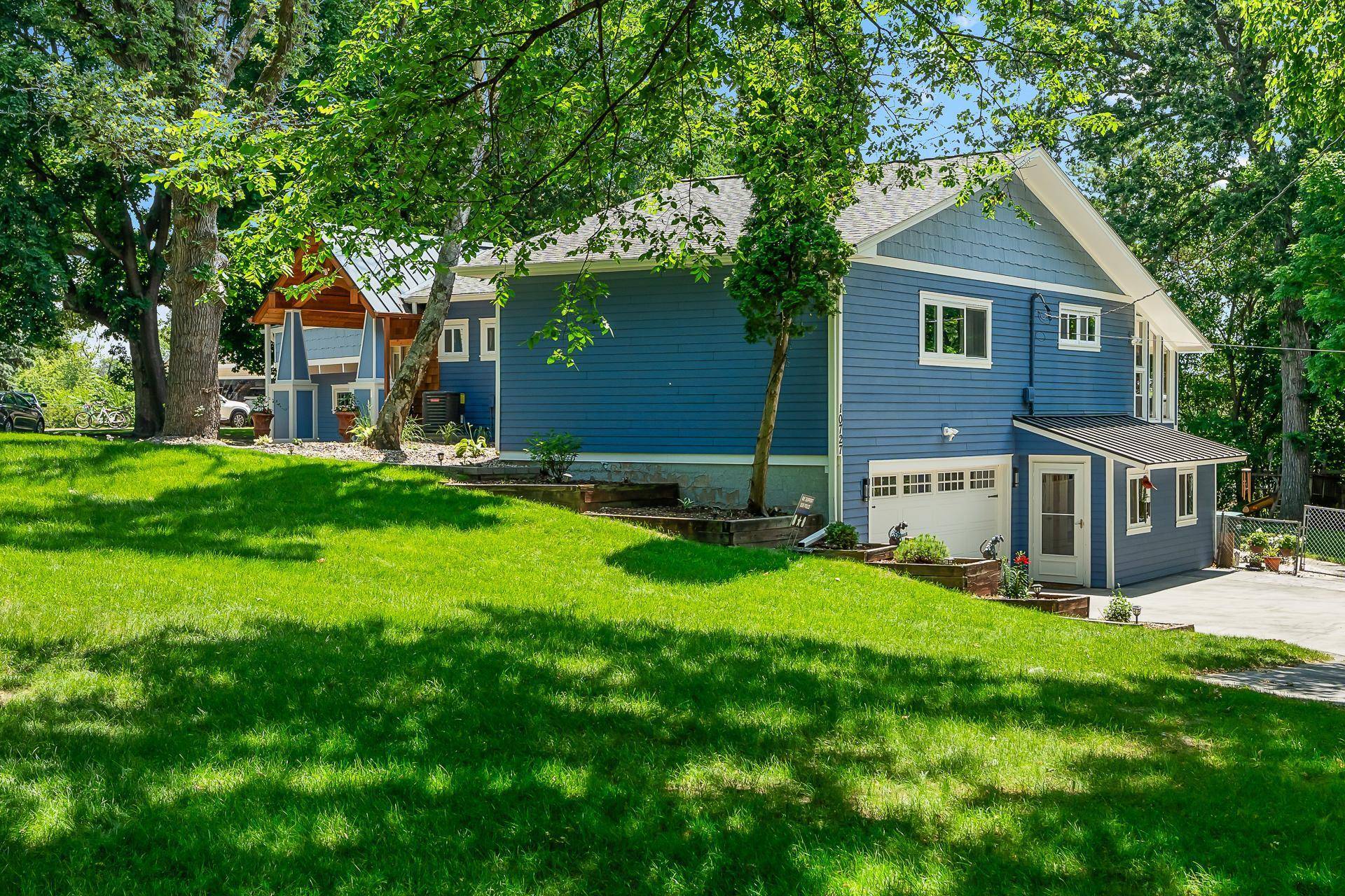 Bloomington, MN 55437,10727 Braewood CIR