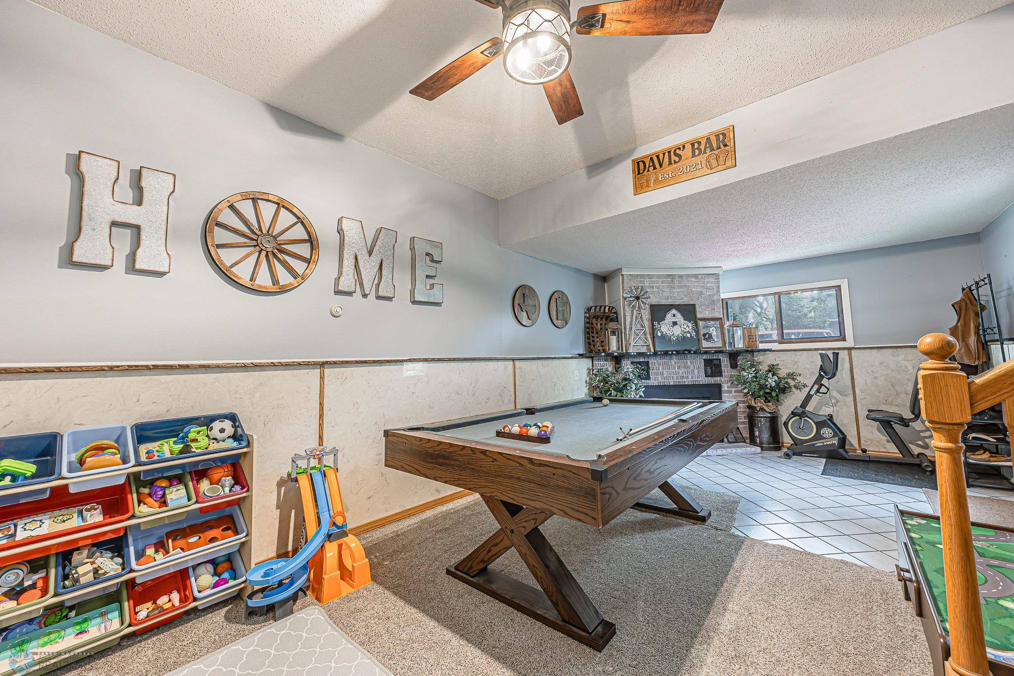 Fargo, ND 58103,1630 12 AVE S