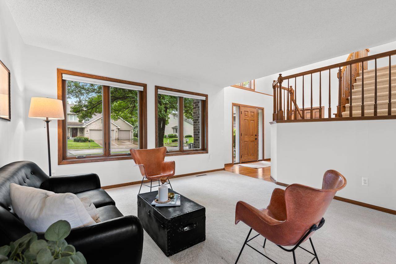 Eden Prairie, MN 55347,16812 Weston Bay RD