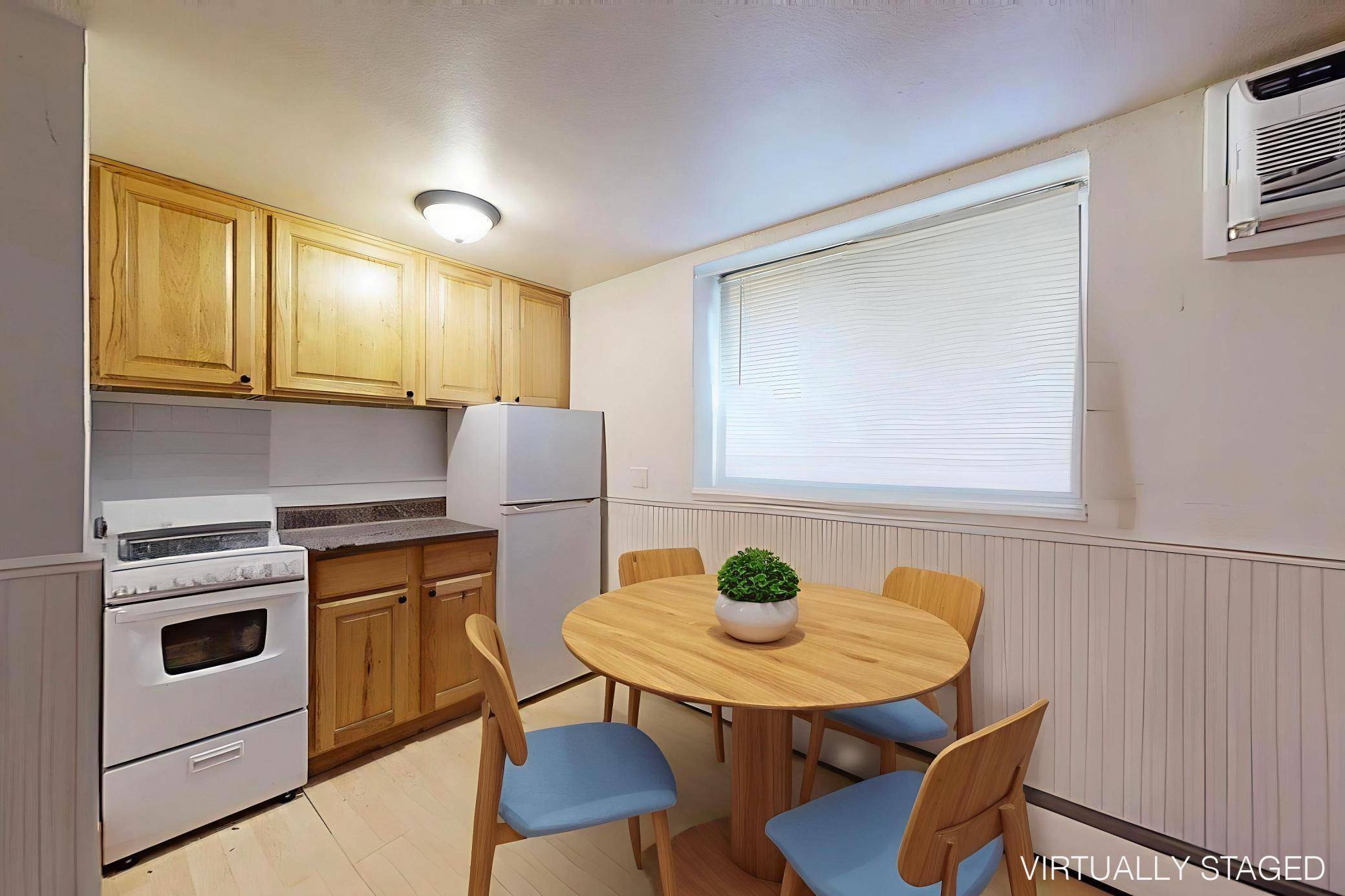 Minneapolis, MN 55408,1913 Emerson AVE #1