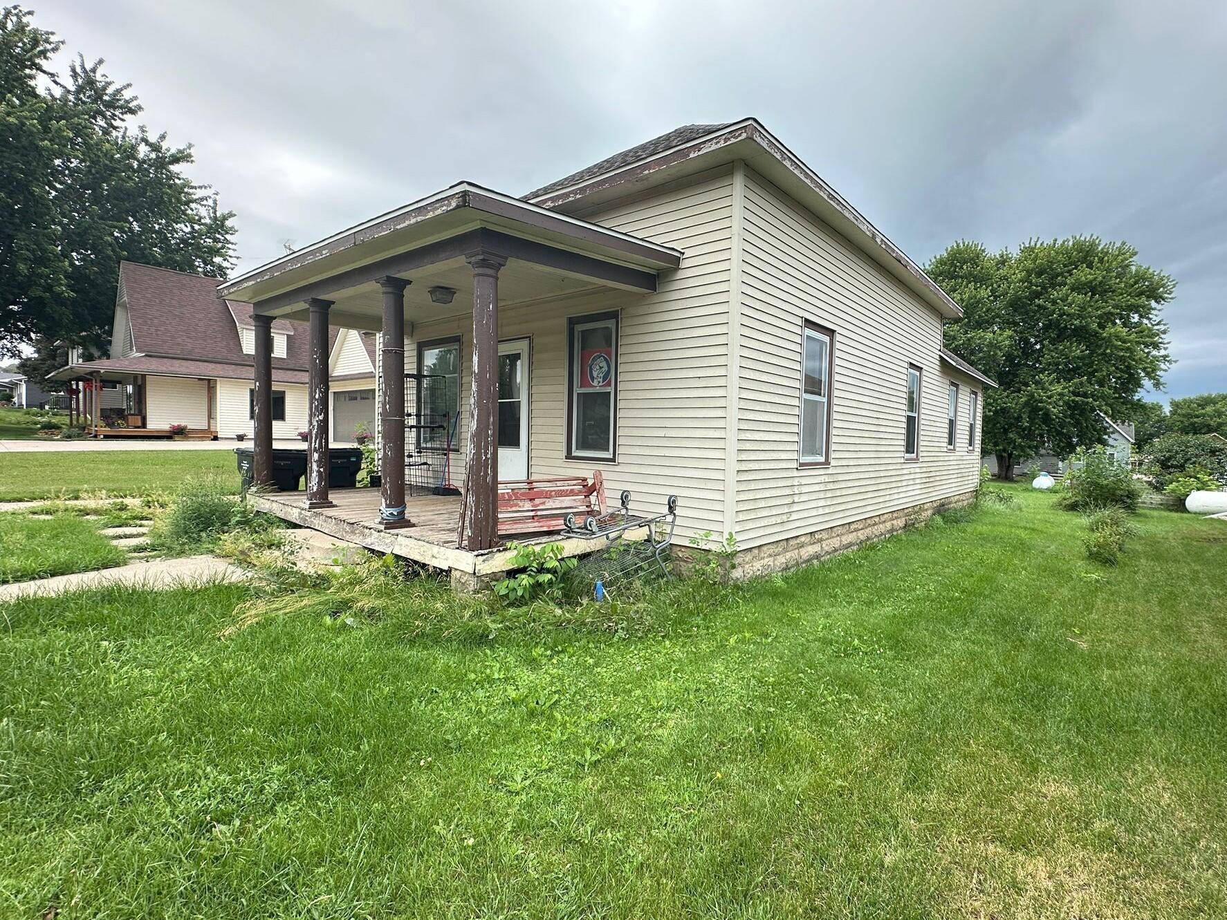Beaver Creek, MN 56116,203 S 4th ST