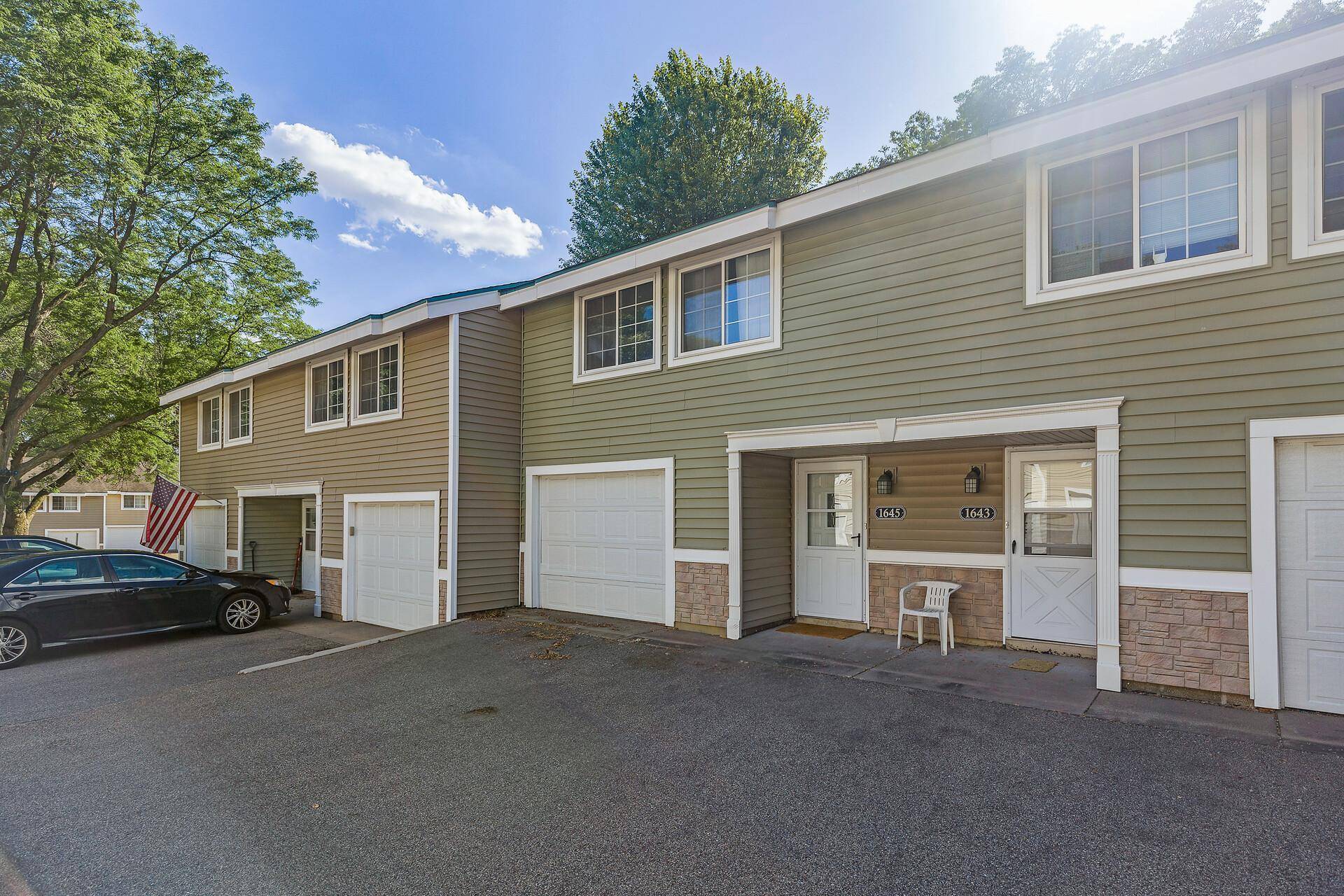 Eagan, MN 55121,1645 River Bluff CT #93