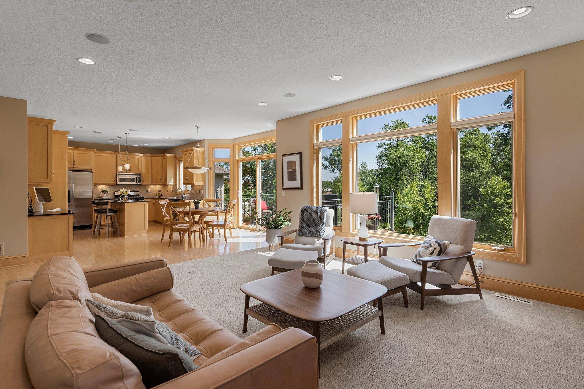 Minnetonka, MN 55305,1411 Archwood RD