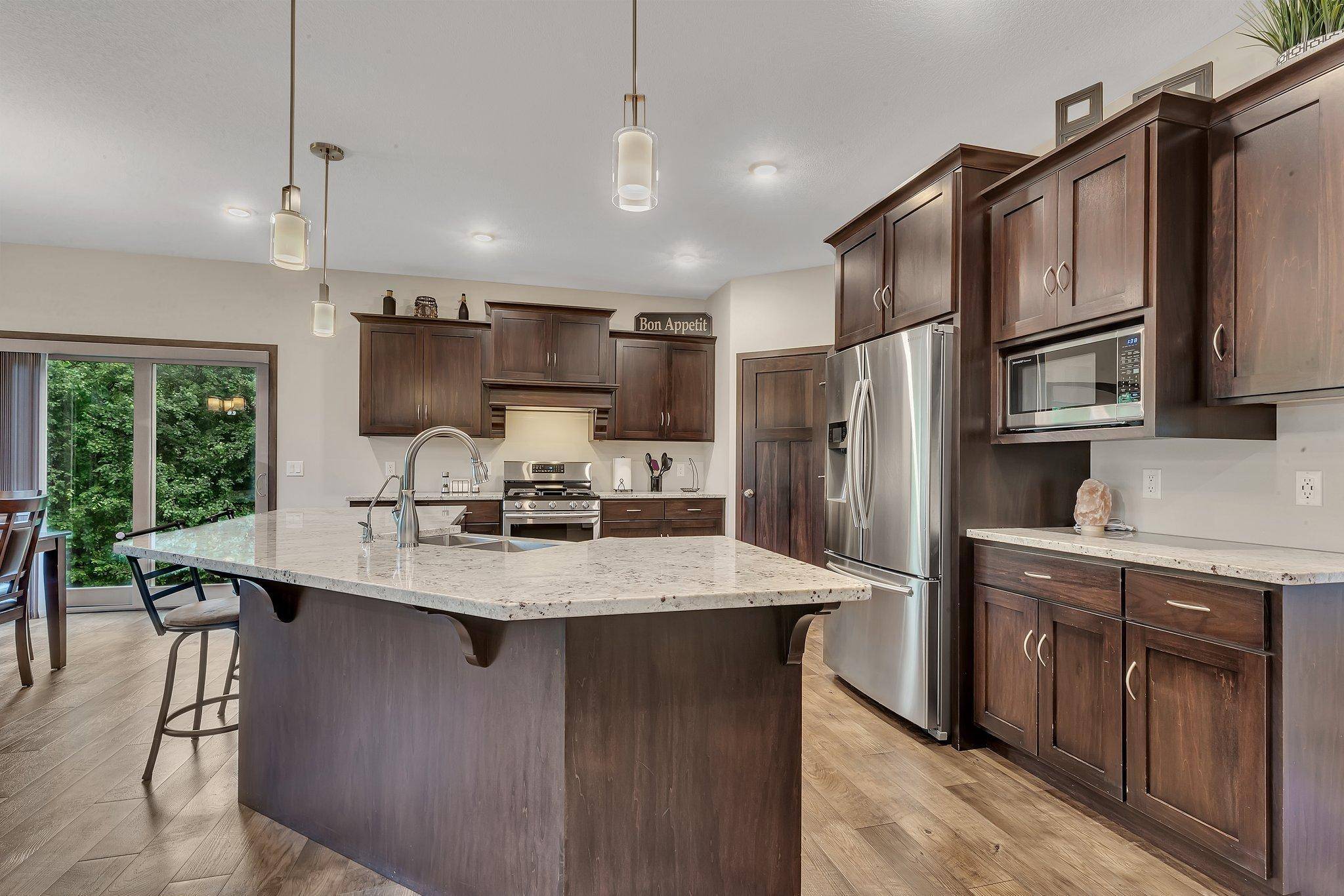 Saint Cloud, MN 56301,2214 Orchid LN S