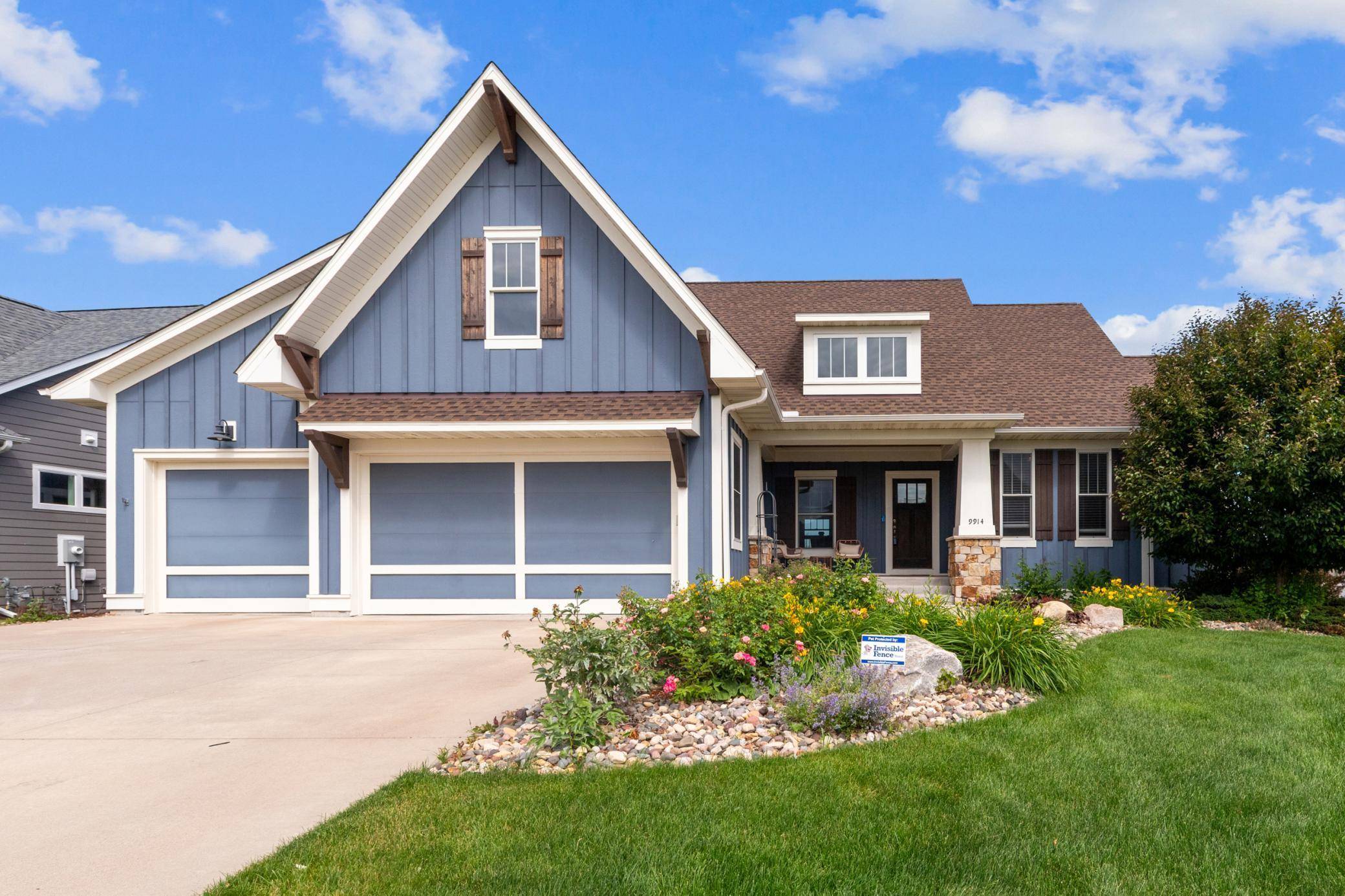 Lake Elmo, MN 55042,9914 8th ST N