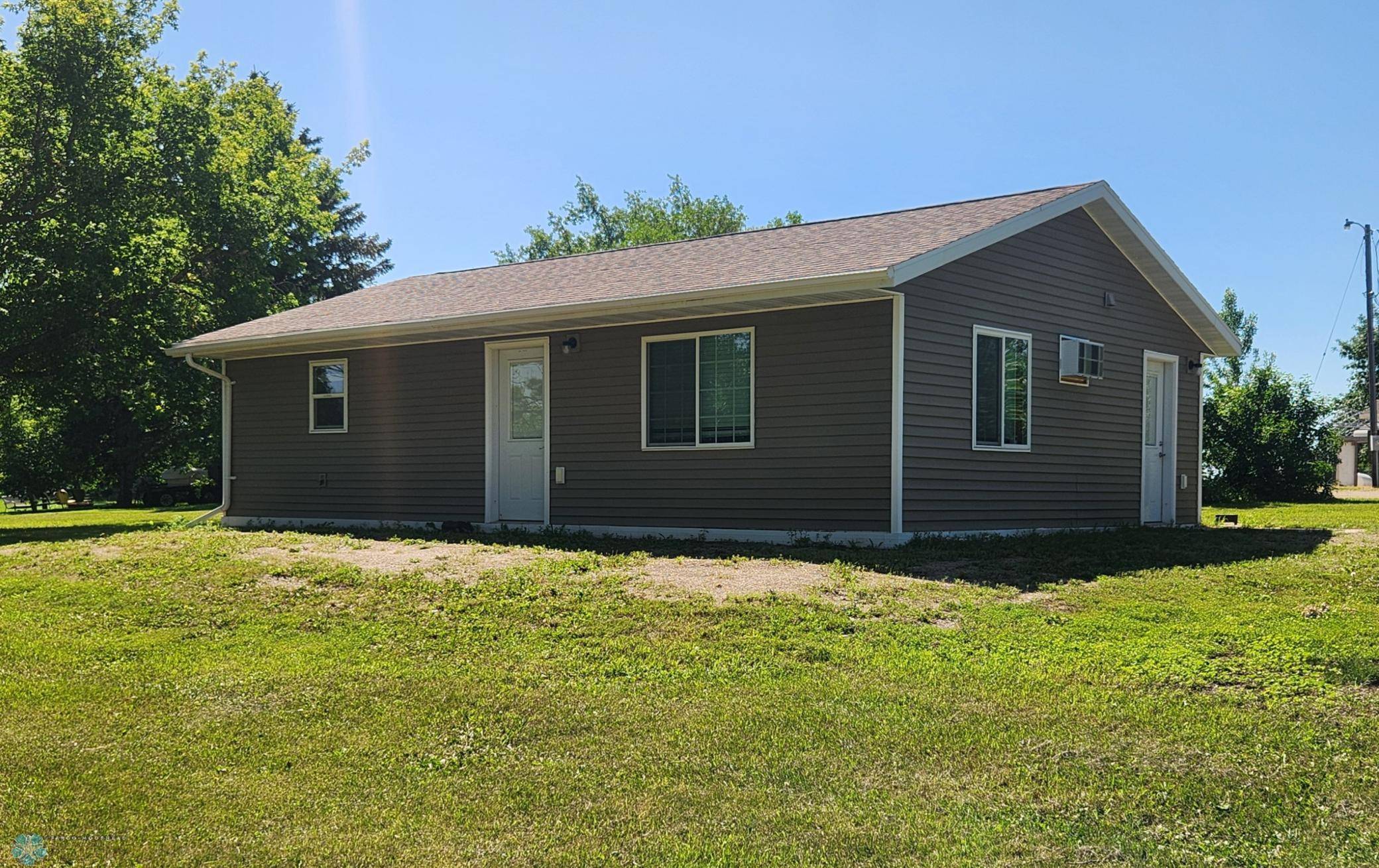Hillsboro, ND 58045,792 2nd ST NW