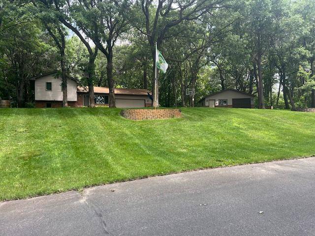 Zimmerman, MN 55398,13301 Oak Ridge RD