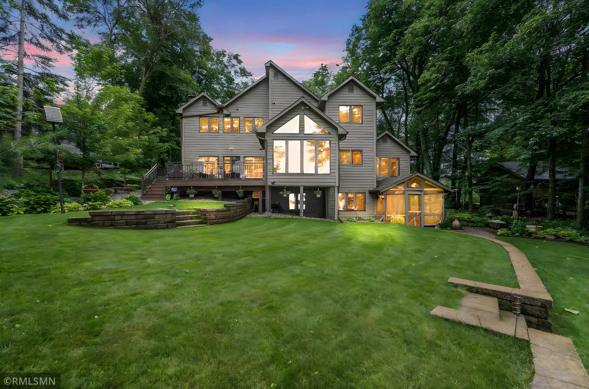 Madison Lake, MN 56063,4208 Fairview LN