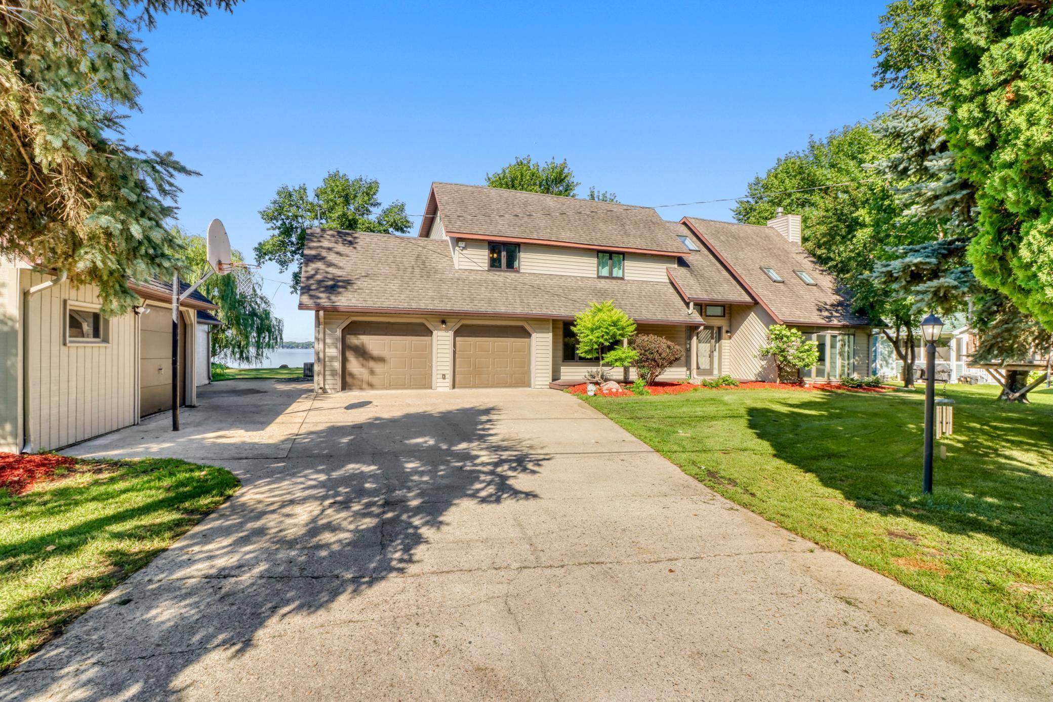 Detroit Lakes, MN 56501,11494 Ravenswood Beach RD
