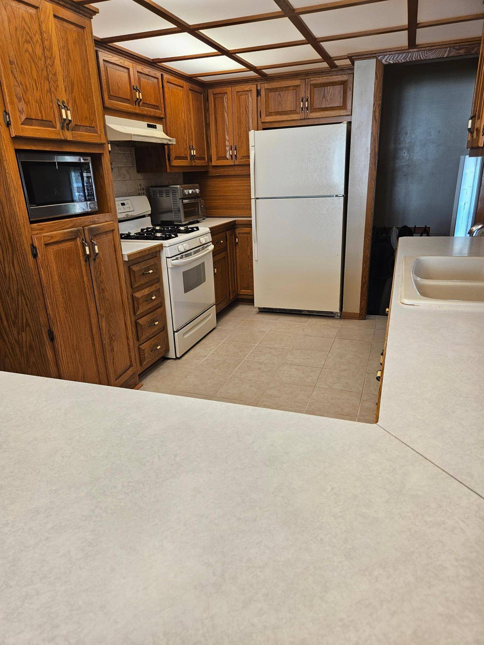 Brooklyn Center, MN 55429,5306 Boulder Lane