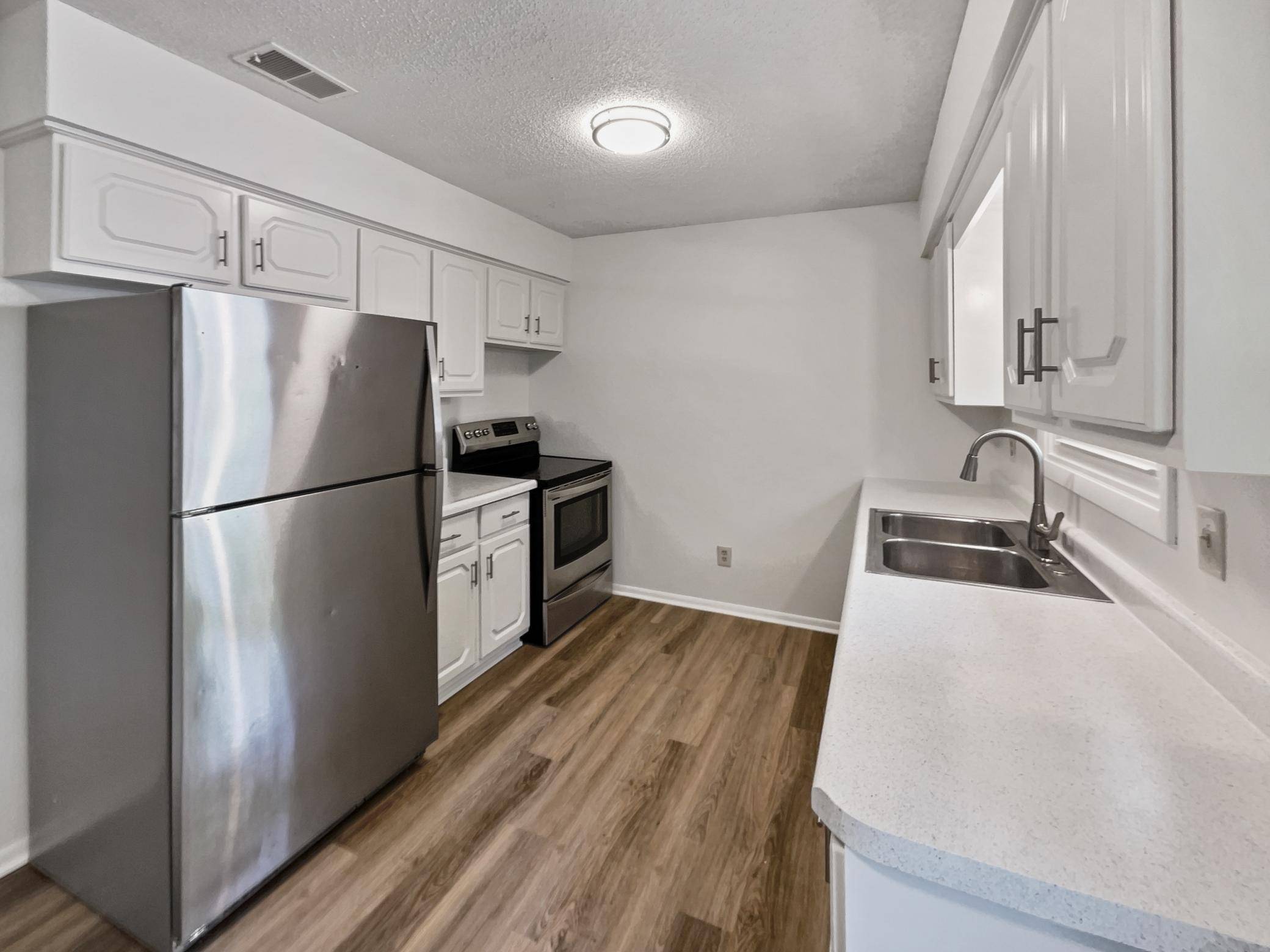 Anoka, MN 55303,926 38th AVE