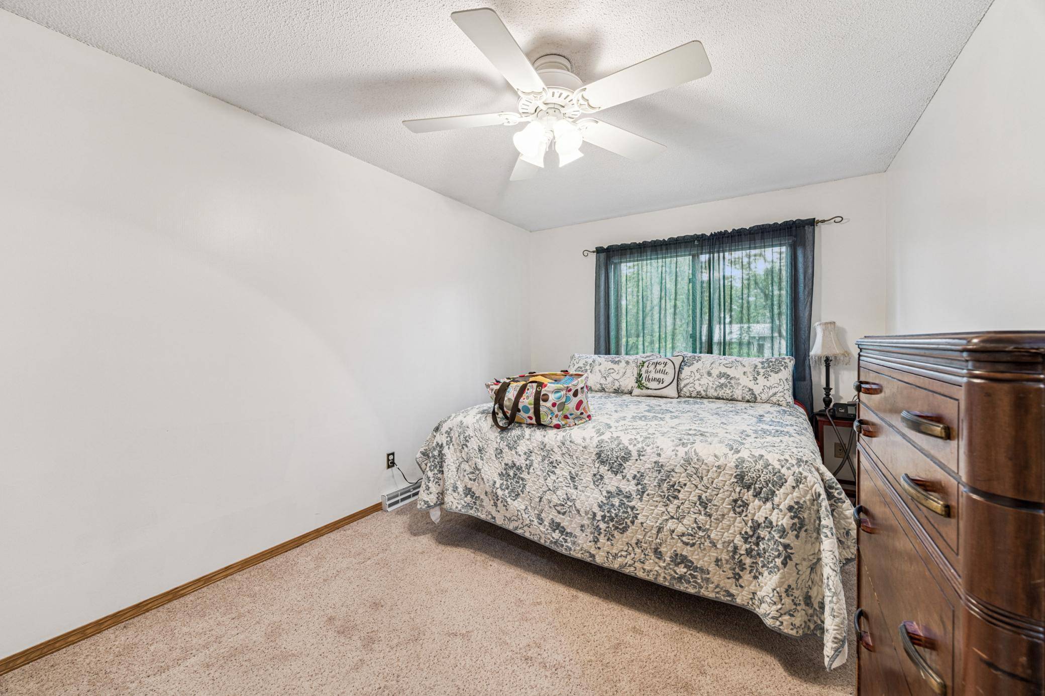 Blaine, MN 55449,13113 Hastings ST NE