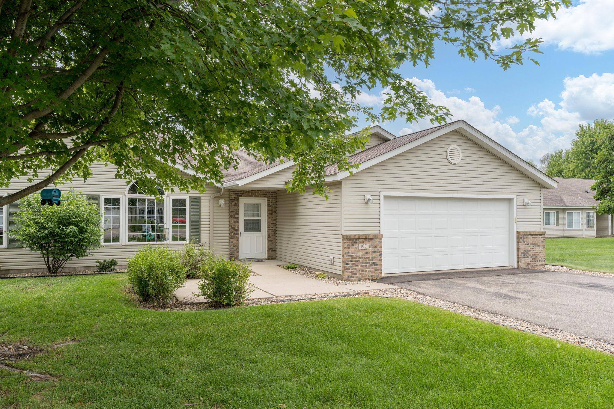 Mankato, MN 56001,107 Oxford PATH