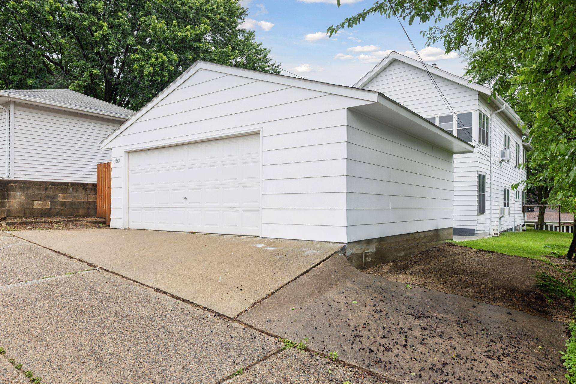 Minneapolis, MN 55418,3242 Hayes ST NE