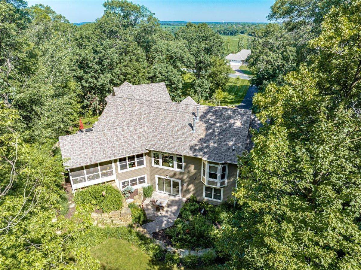 Troy Twp, WI 54016,483 Meadow Ridge LN