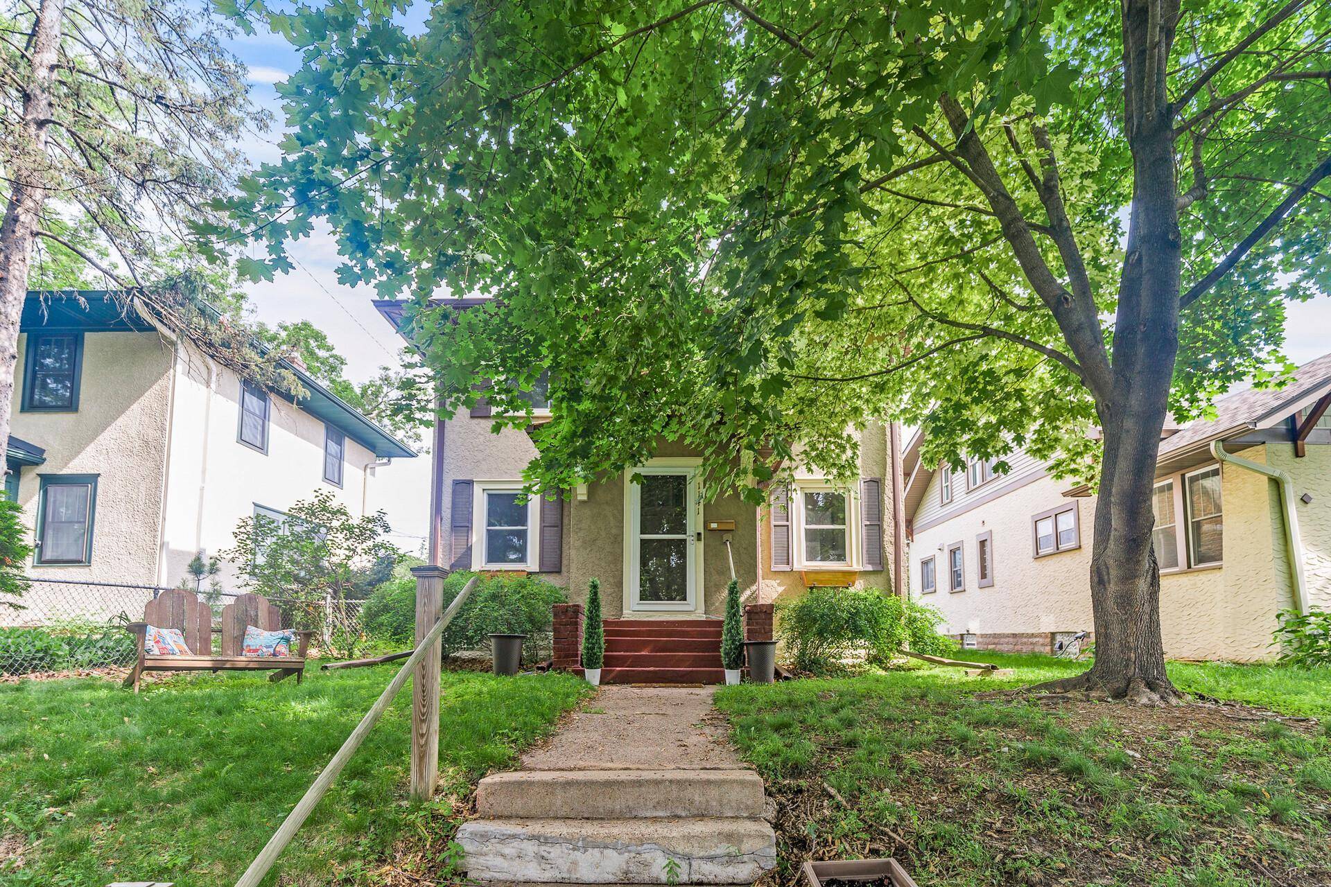 Saint Paul, MN 55105,1141 Palace AVE