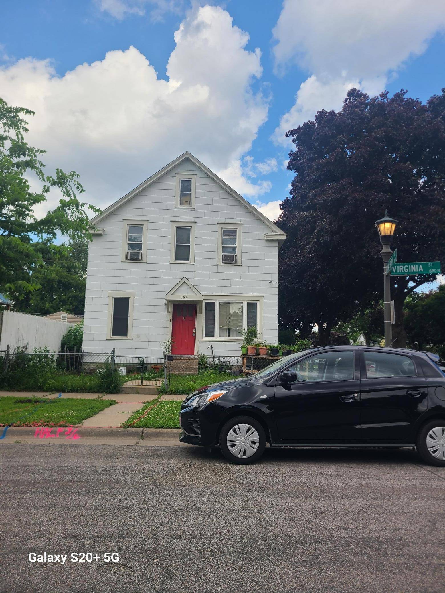 Saint Paul, MN 55103,694 Virginia ST