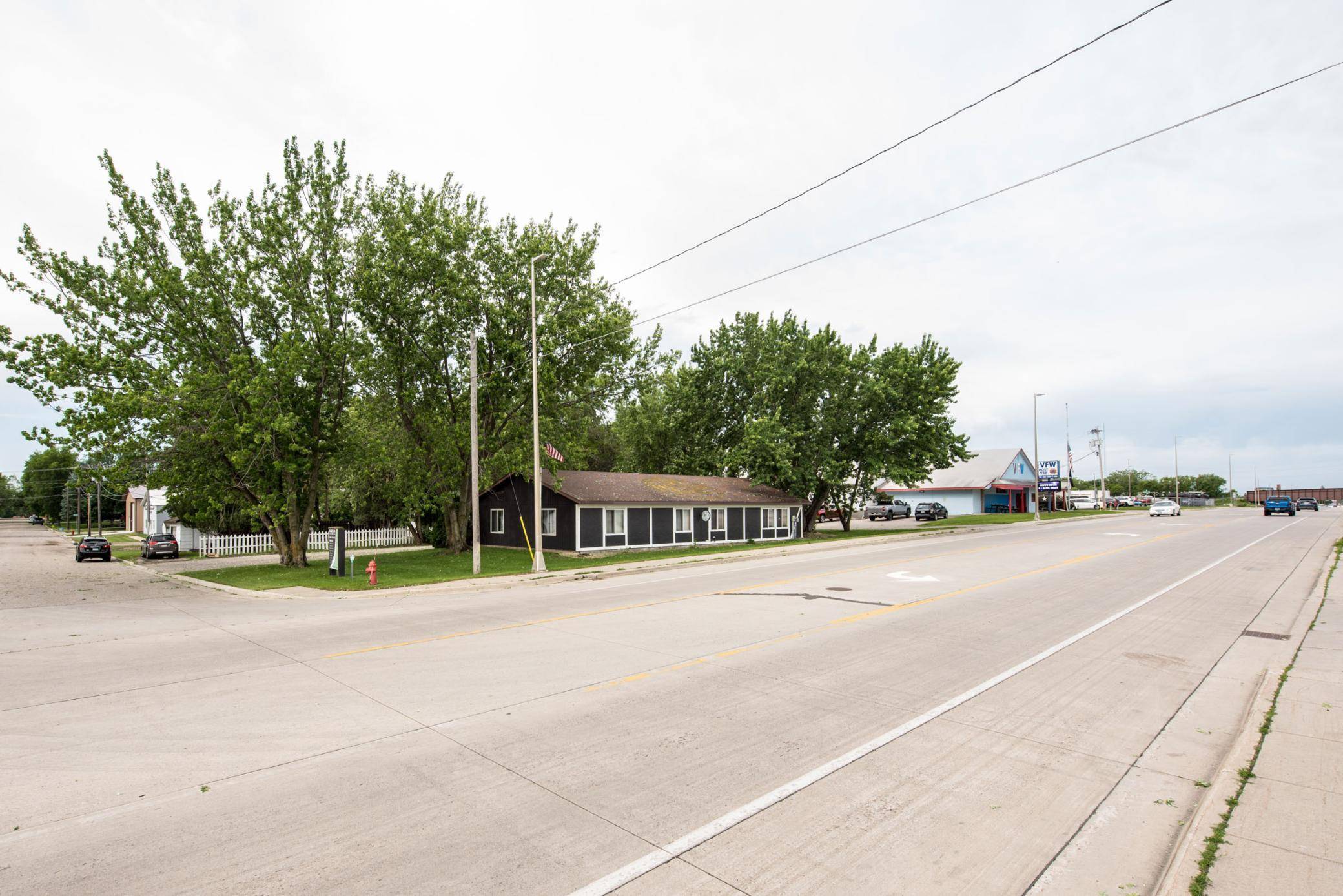 Alexandria, MN 56308,1124 3rd AVE E