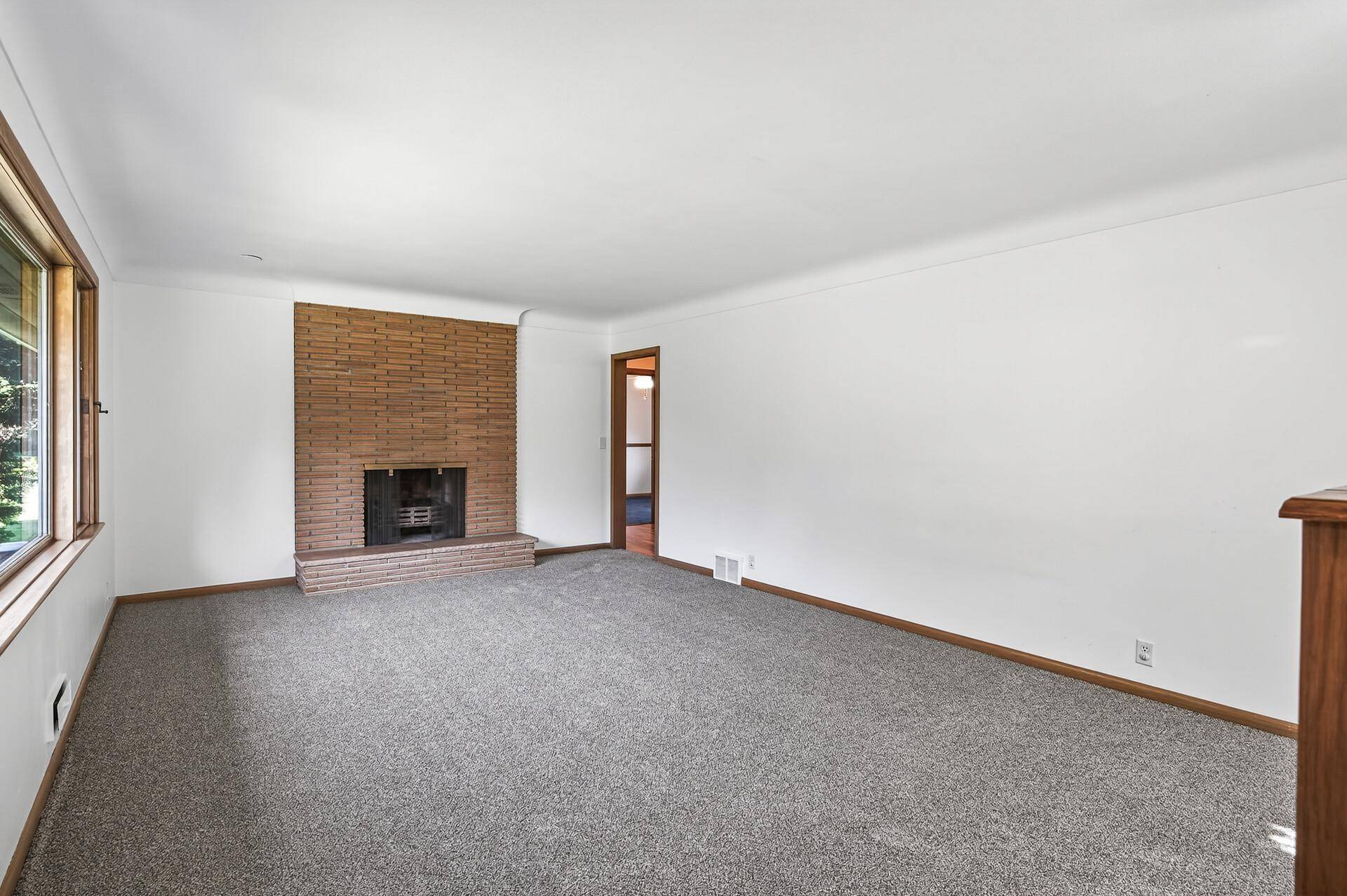 Saint Louis Park, MN 55426,3237 Cavell LN