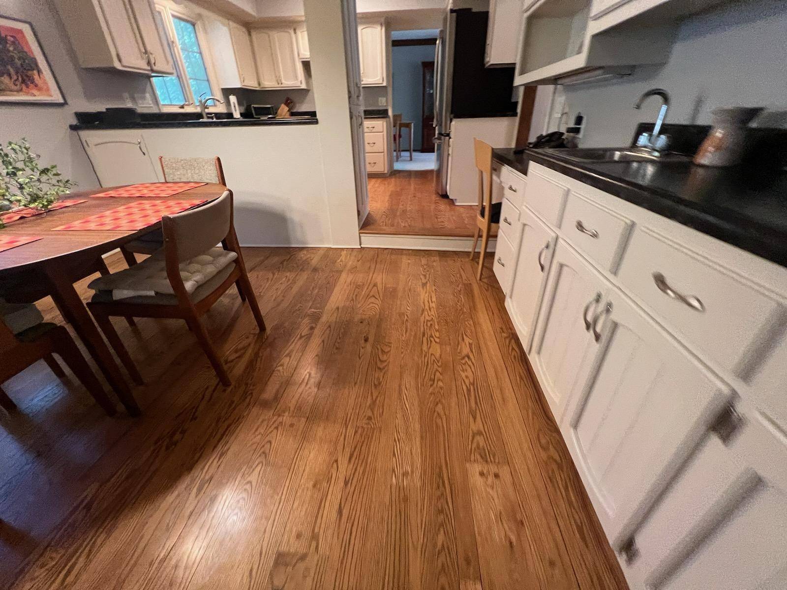 Minnetonka, MN 55391,2700 Olde Wood CT