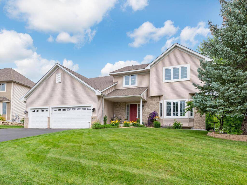 Waconia, MN 55387,1632 Seashell LN