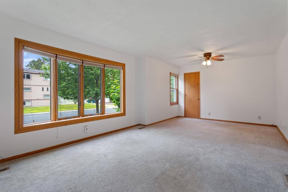 Circle Pines, MN 55014,44 East RD