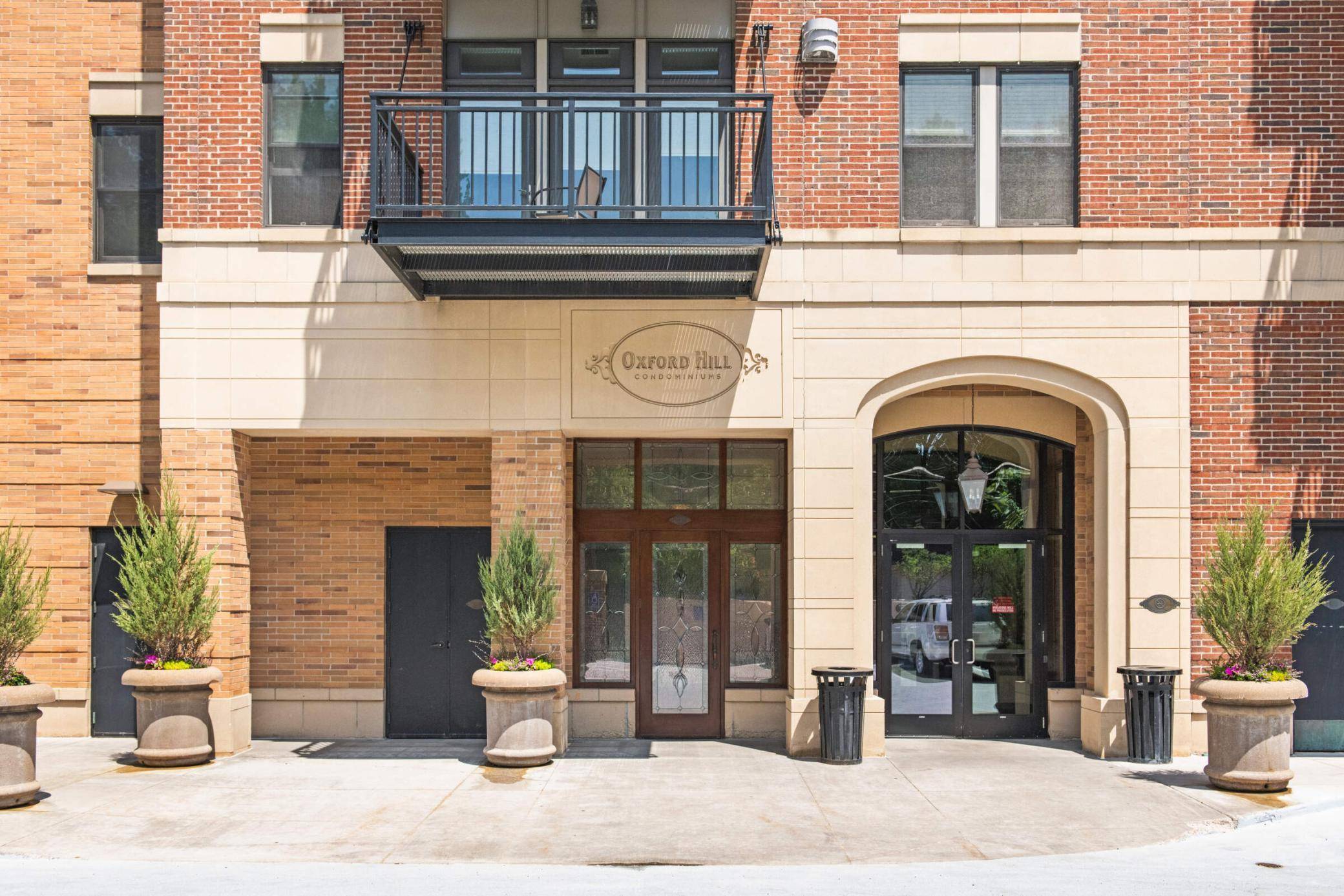 Saint Paul, MN 55105,1060 Grand AVE #411