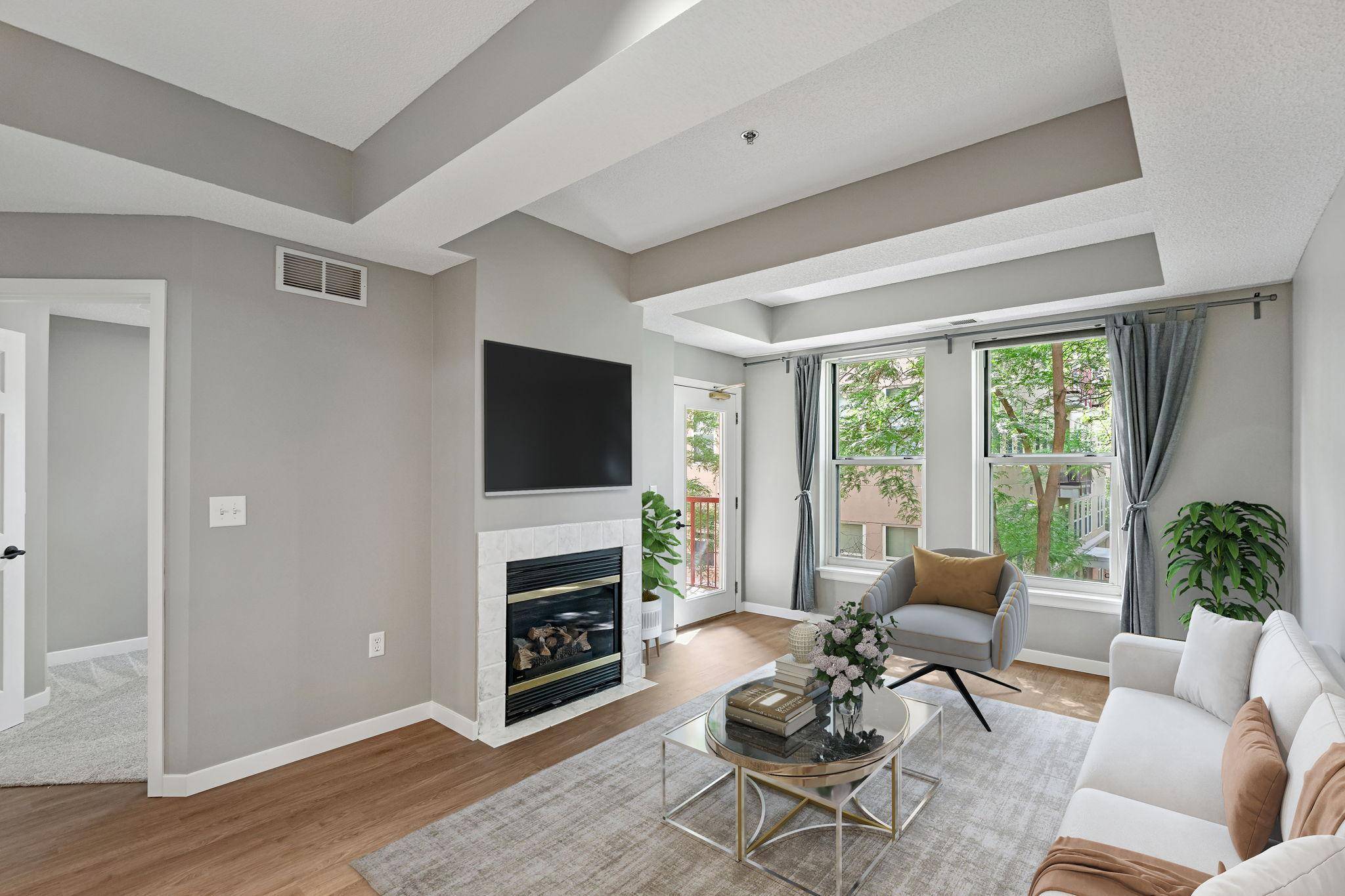 Minneapolis, MN 55401,645 N 1st ST #305