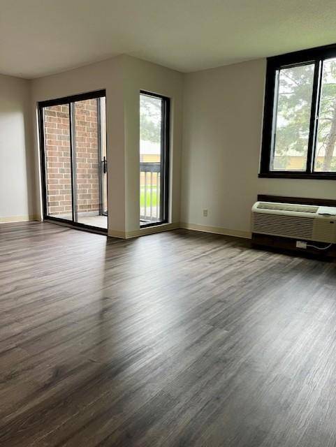 Saint Paul, MN 55105,1181 Edgcumbe RD #103