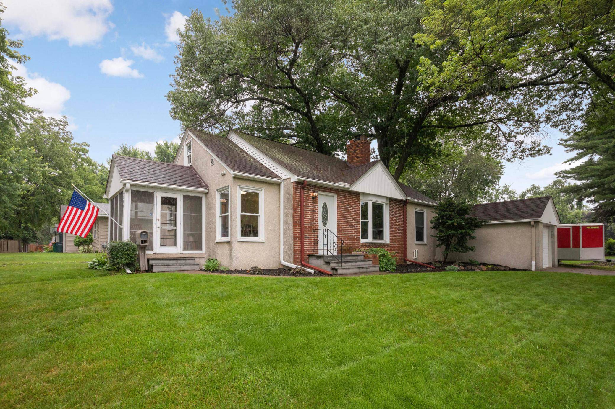 Brooklyn Center, MN 55429,4953 Zenith AVE N