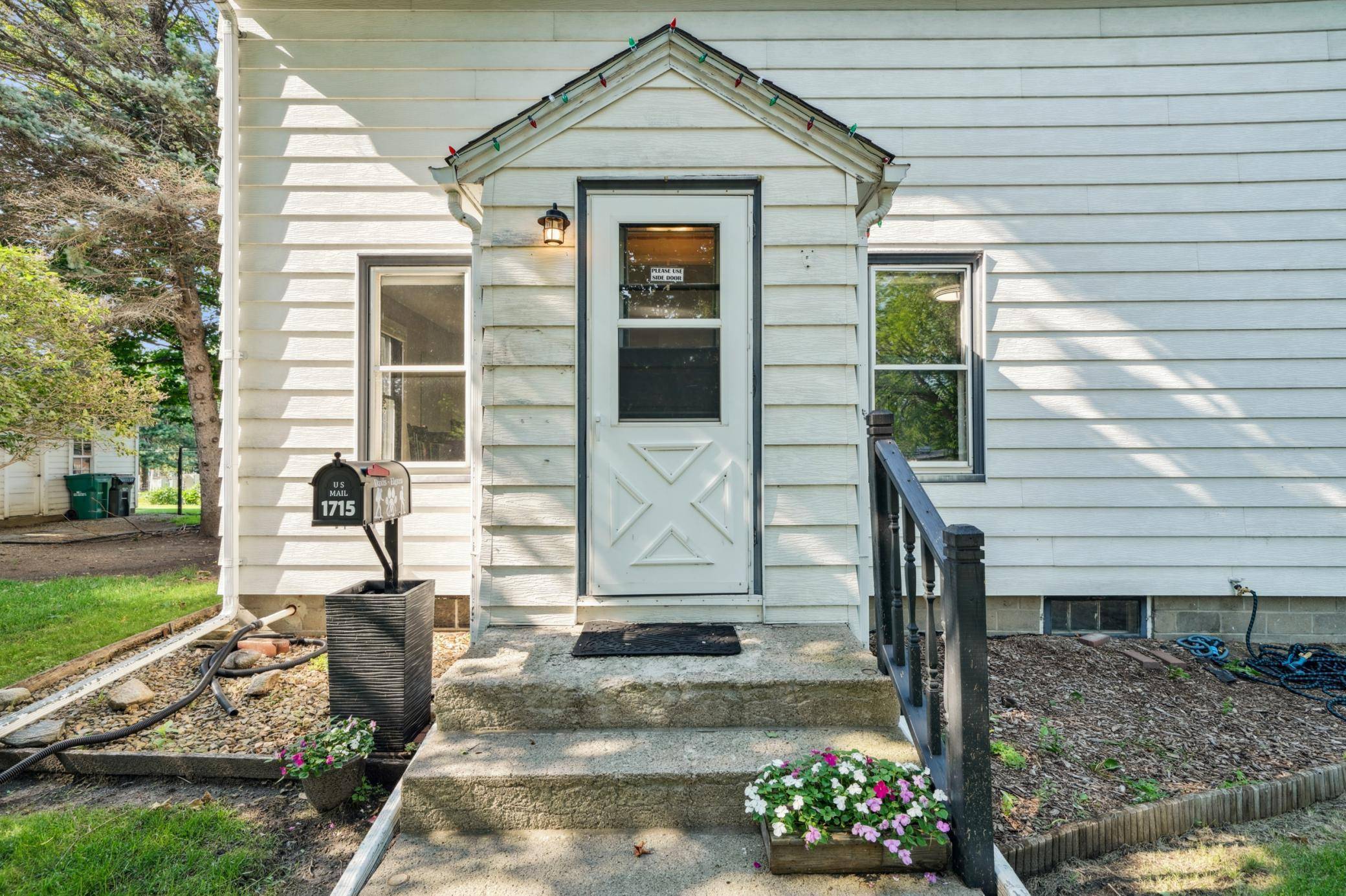 Glencoe, MN 55336,1715 10th ST E