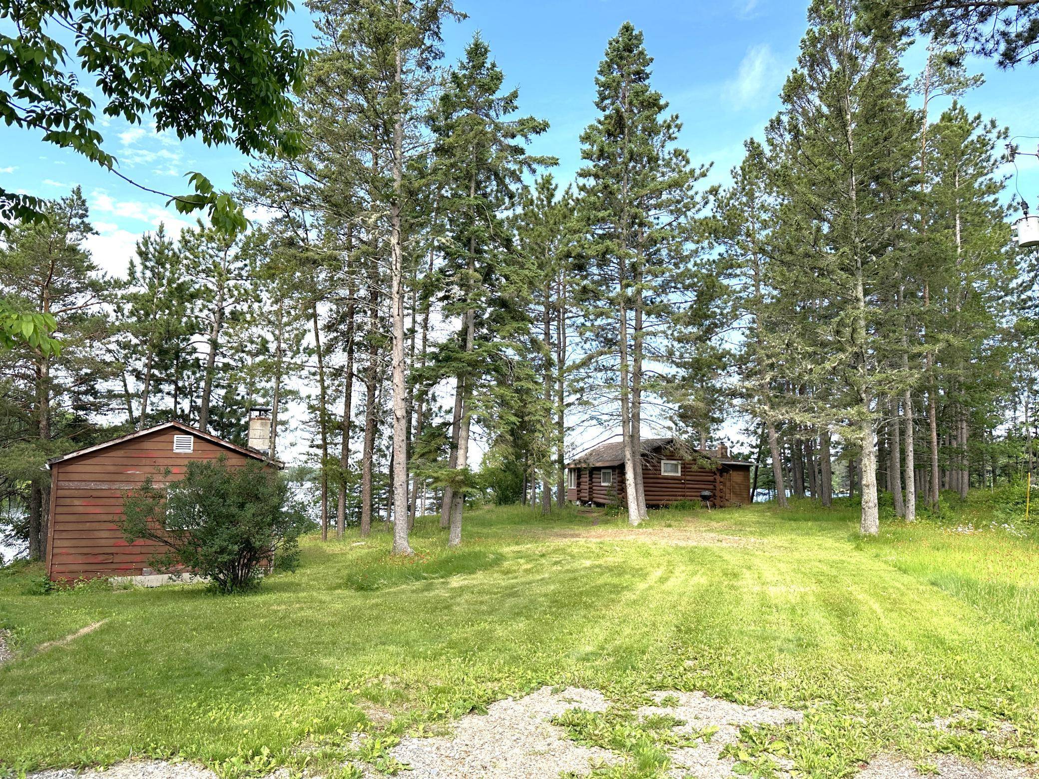 Fall Lake Twp, MN 55731,518 Sparrow LN