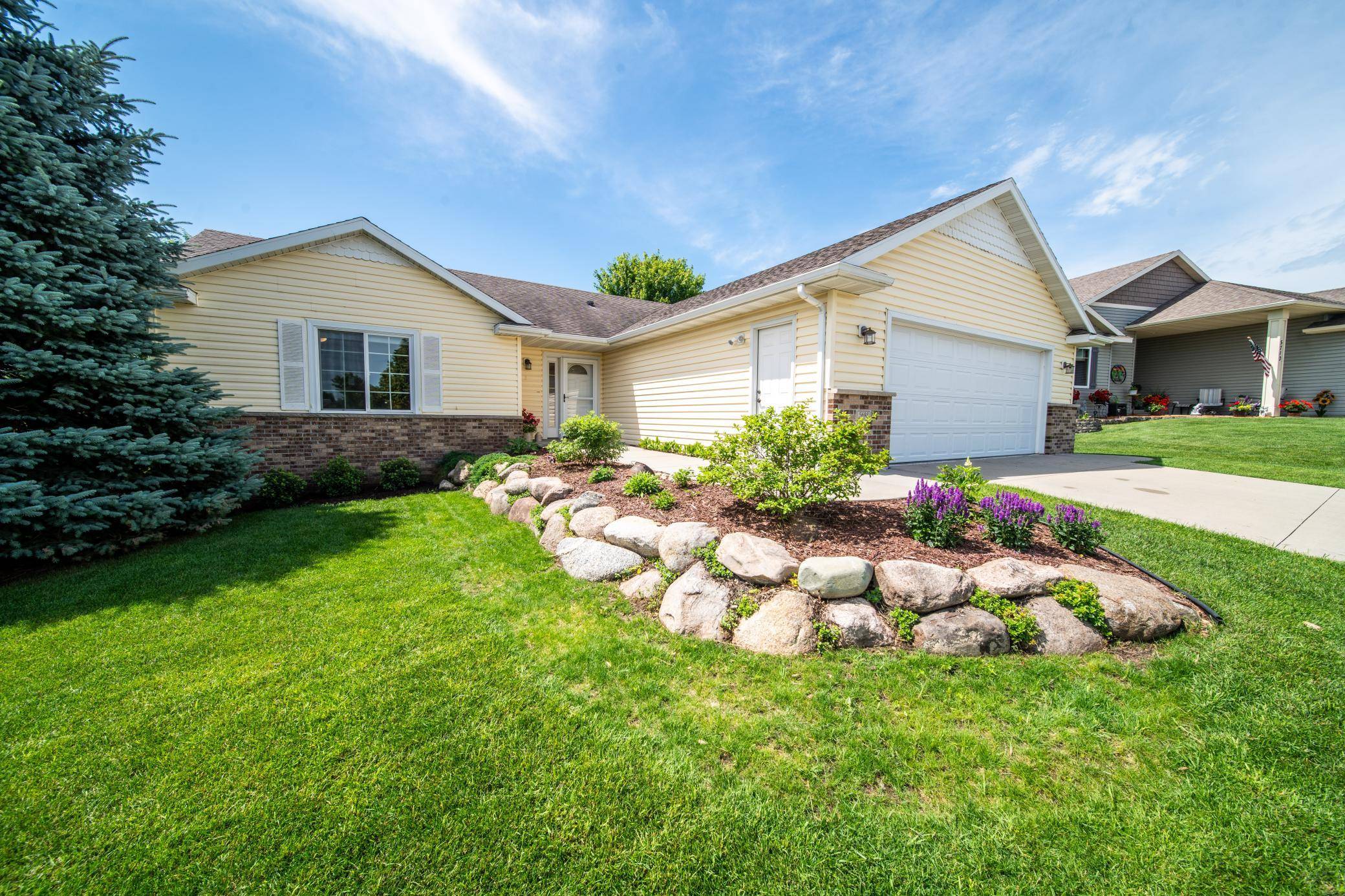 Rochester, MN 55901,5698 King Arthur RD NW