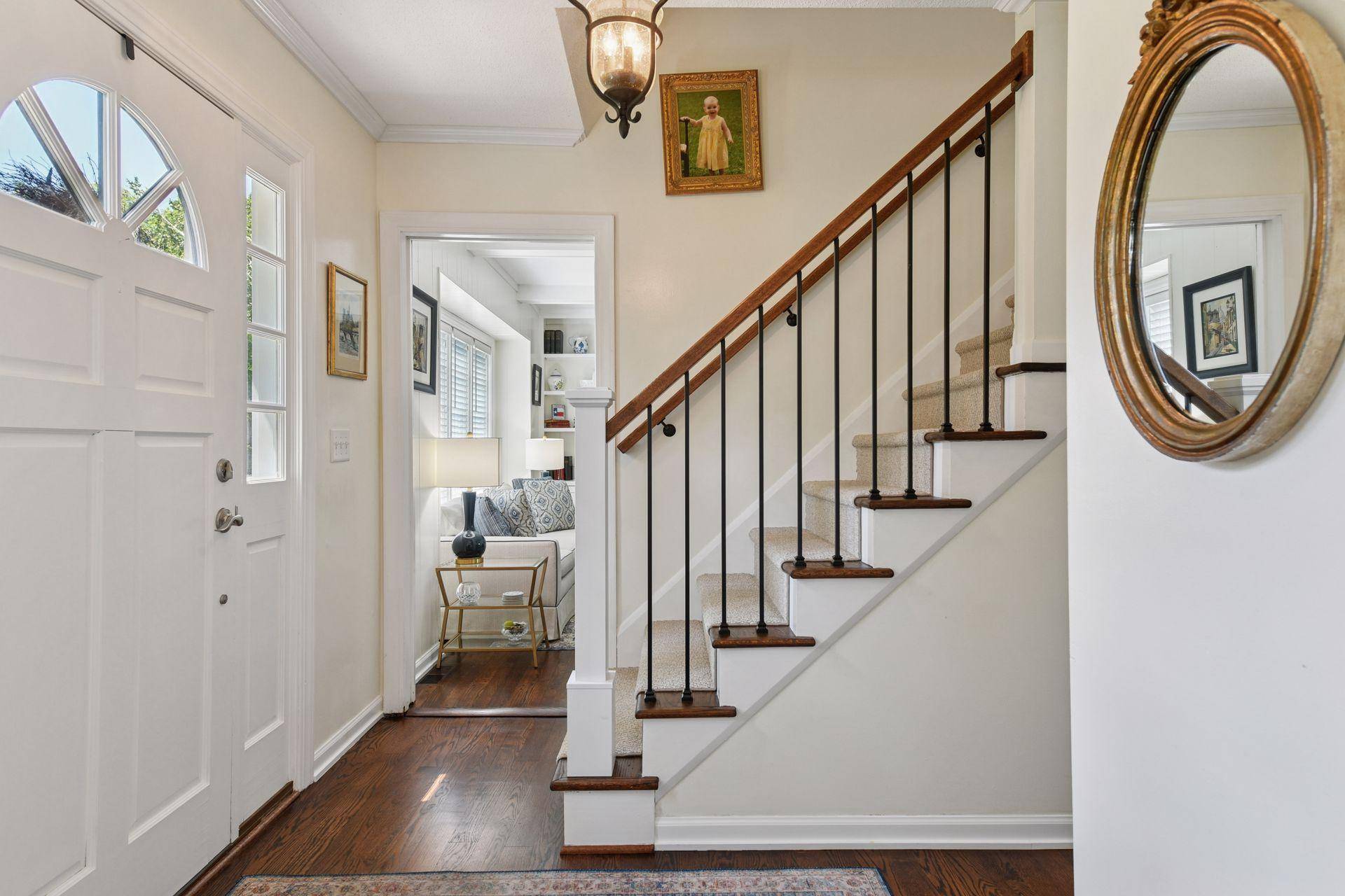Edina, MN 55436,6008 Eden Prairie RD