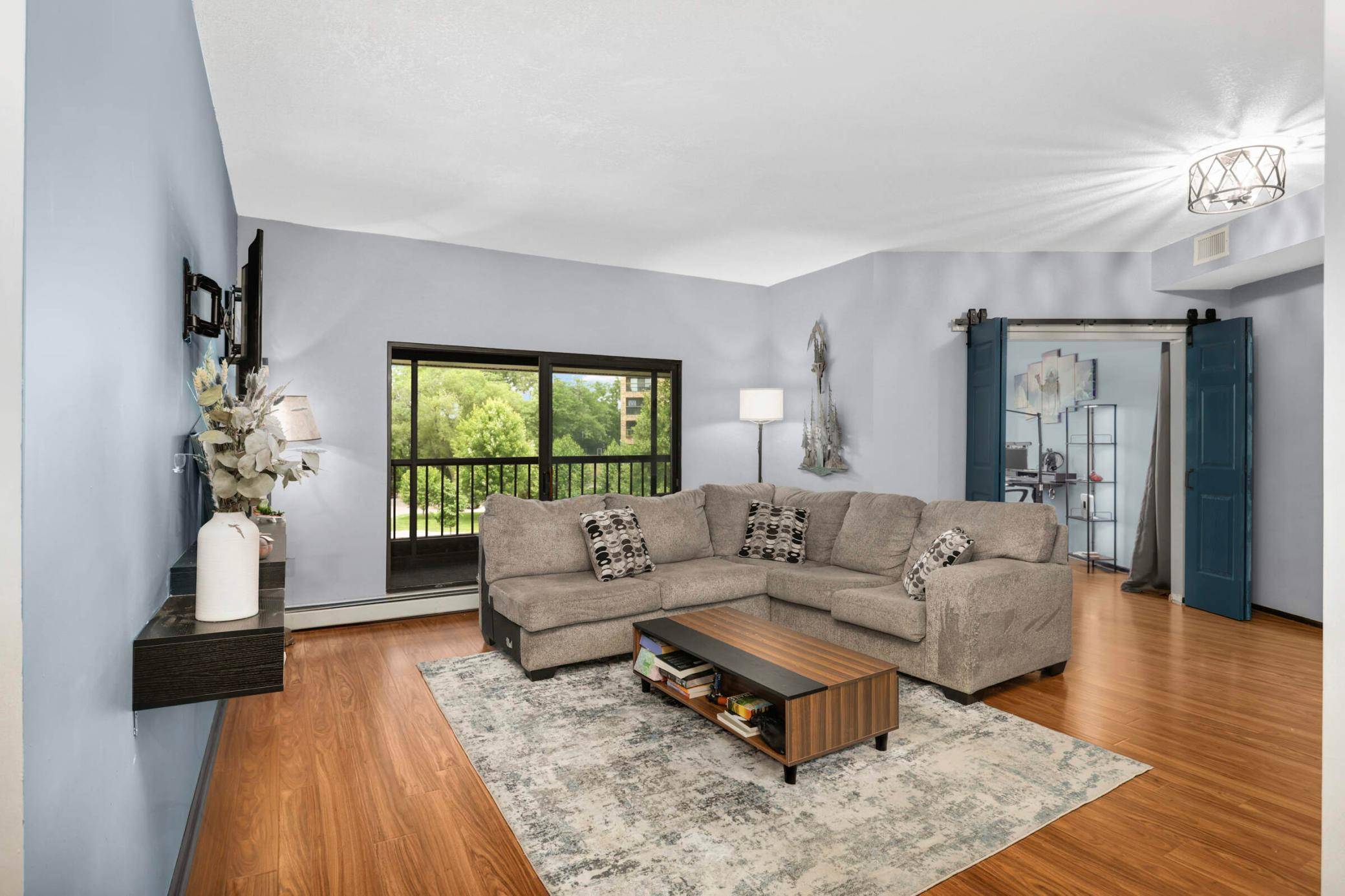 Saint Paul, MN 55116,2265 Youngman AVE #207E