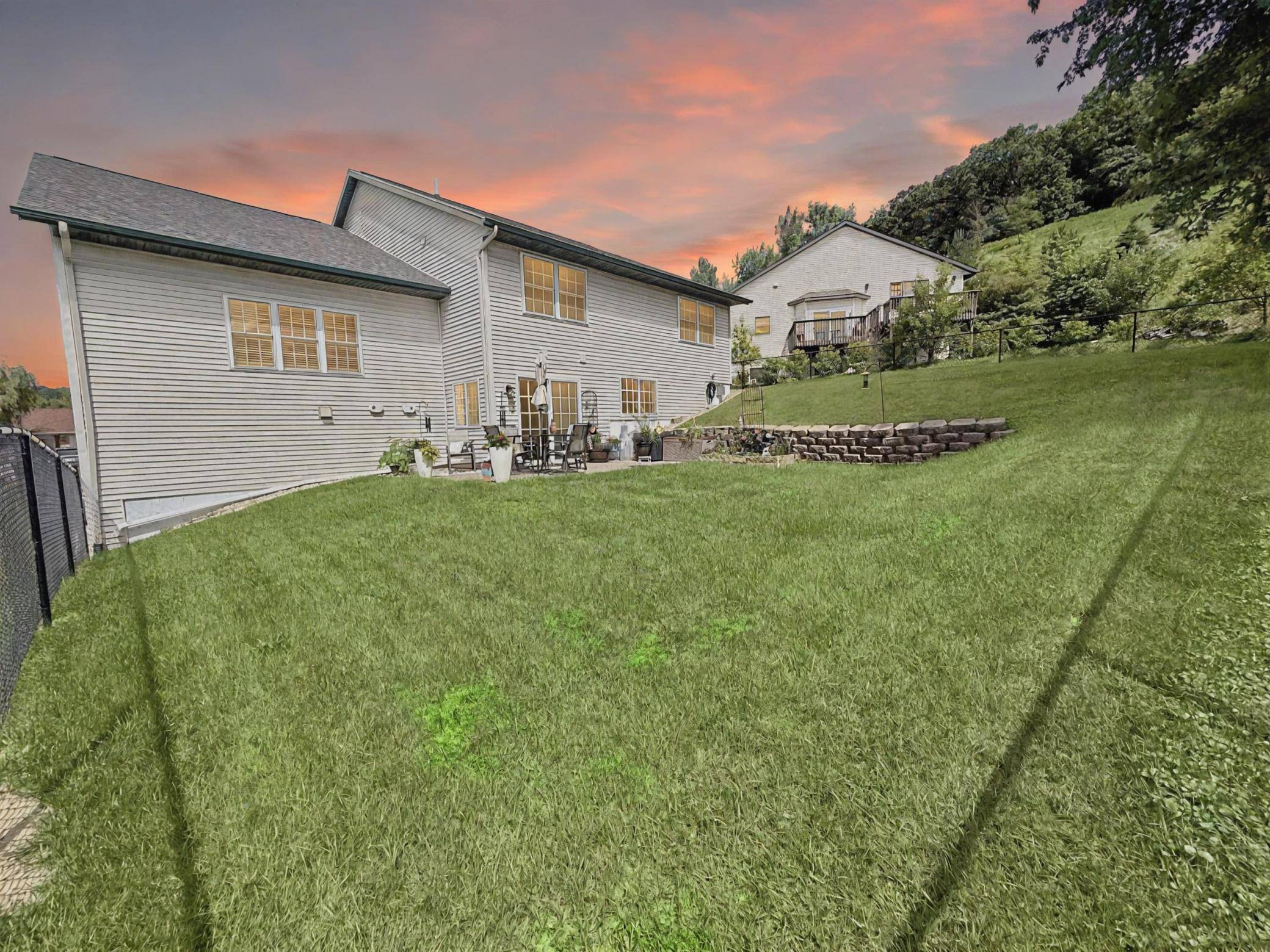 Winona, MN 55987,150 Bluffview DR