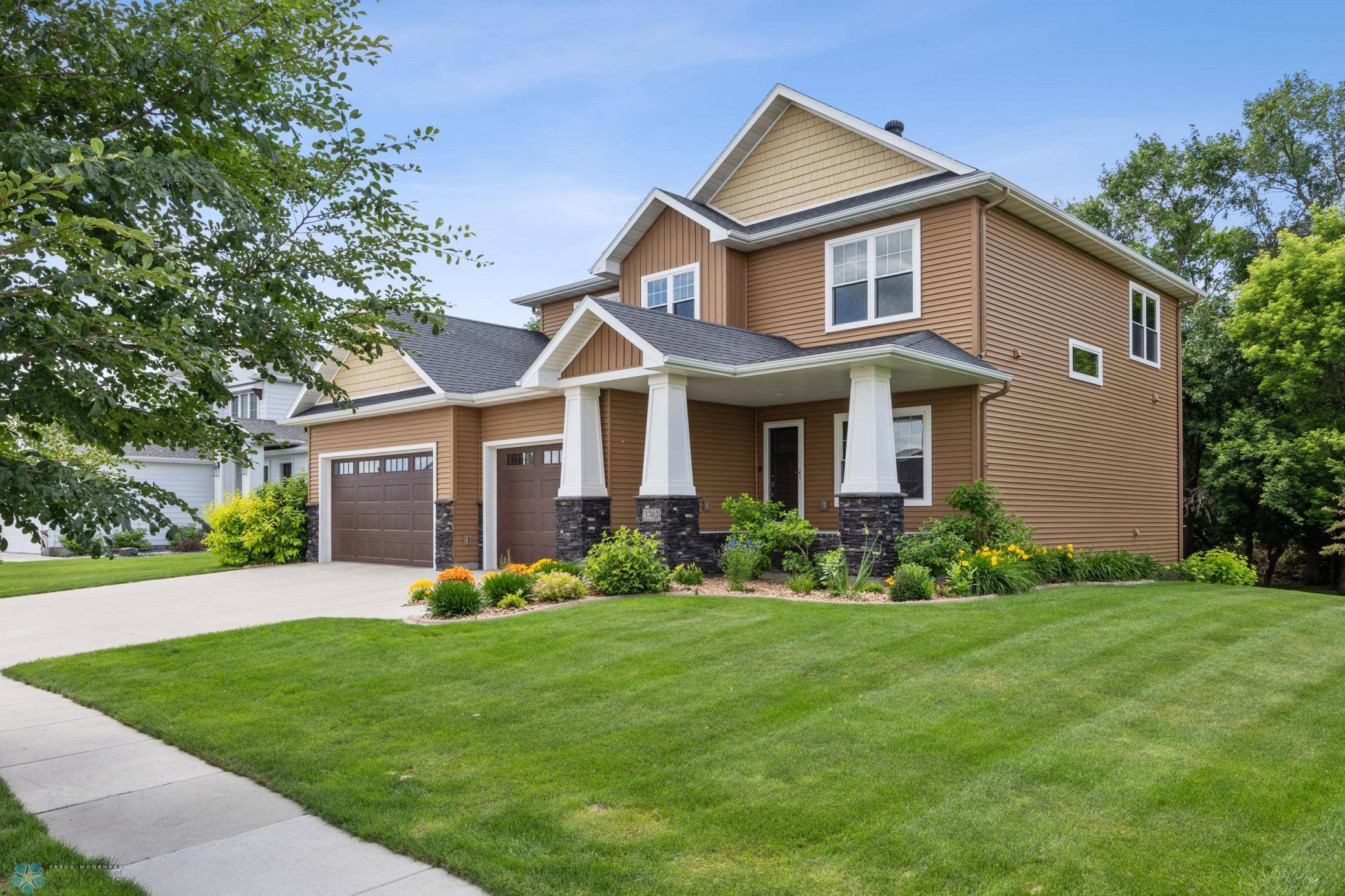 West Fargo, ND 58078,3702 Houkom DR E