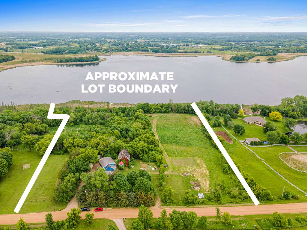 Minnetrista, MN 55359,2565 Highland RD