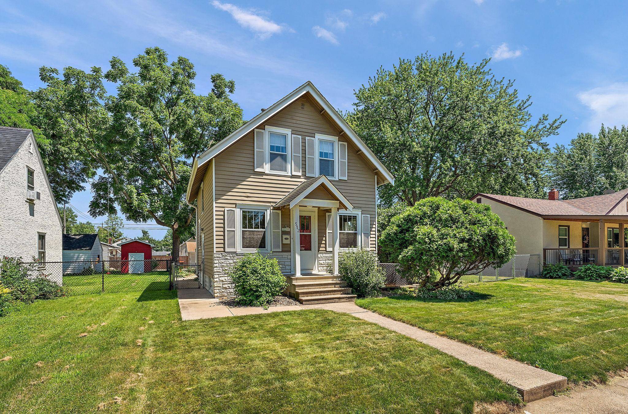 South Saint Paul, MN 55075,552 16th AVE N