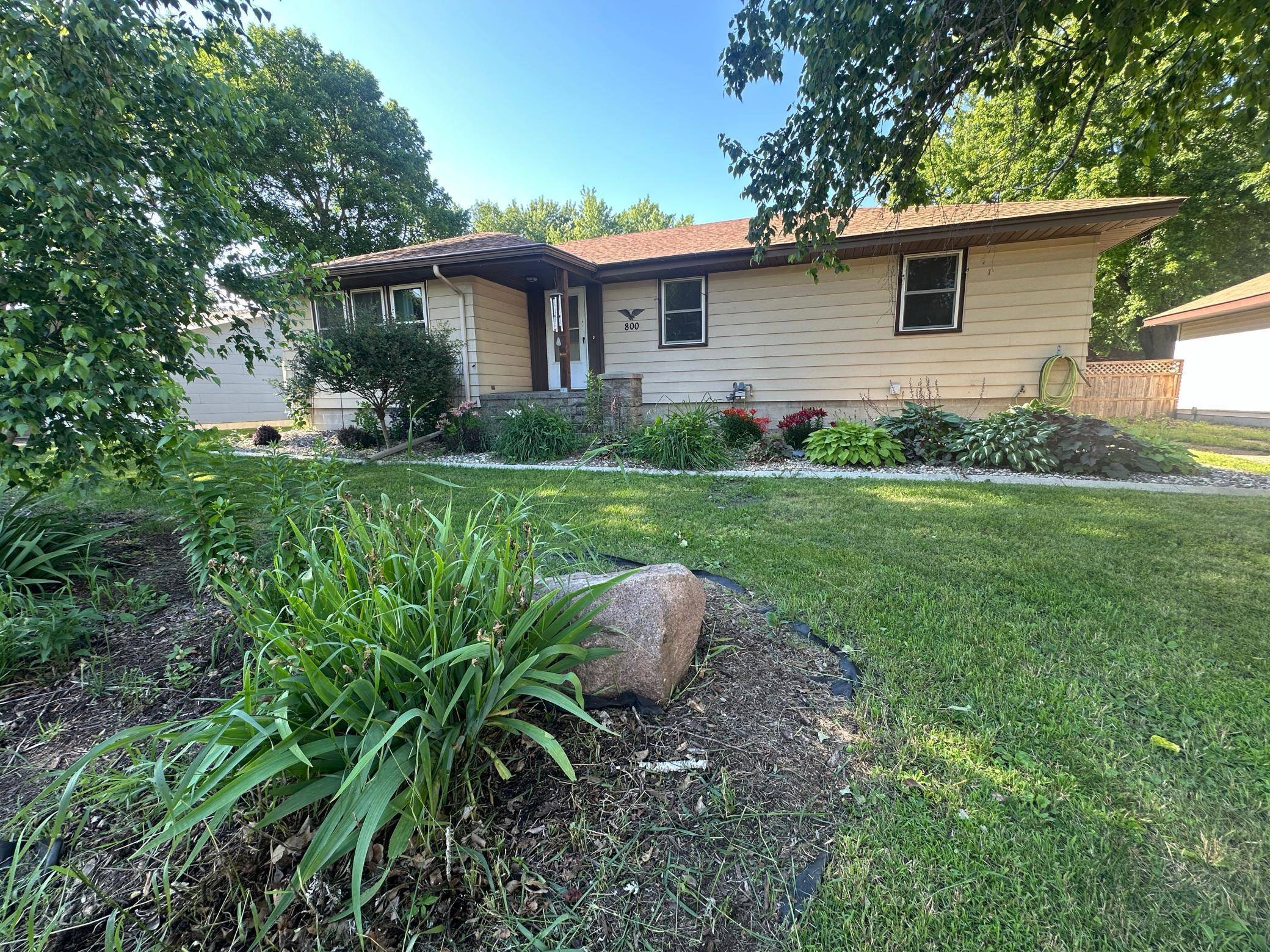 Silver Lake, MN 55381,800 Frank ST NW