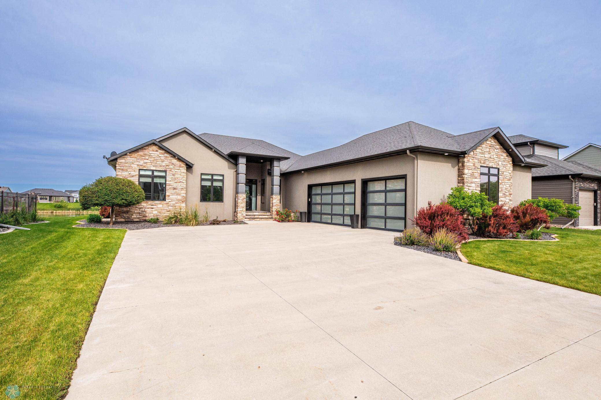 Fargo, ND 58104,7373 14th ST S