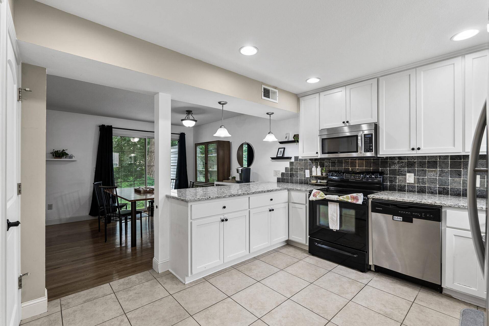 Burnsville, MN 55337,603 E Portland DR #6