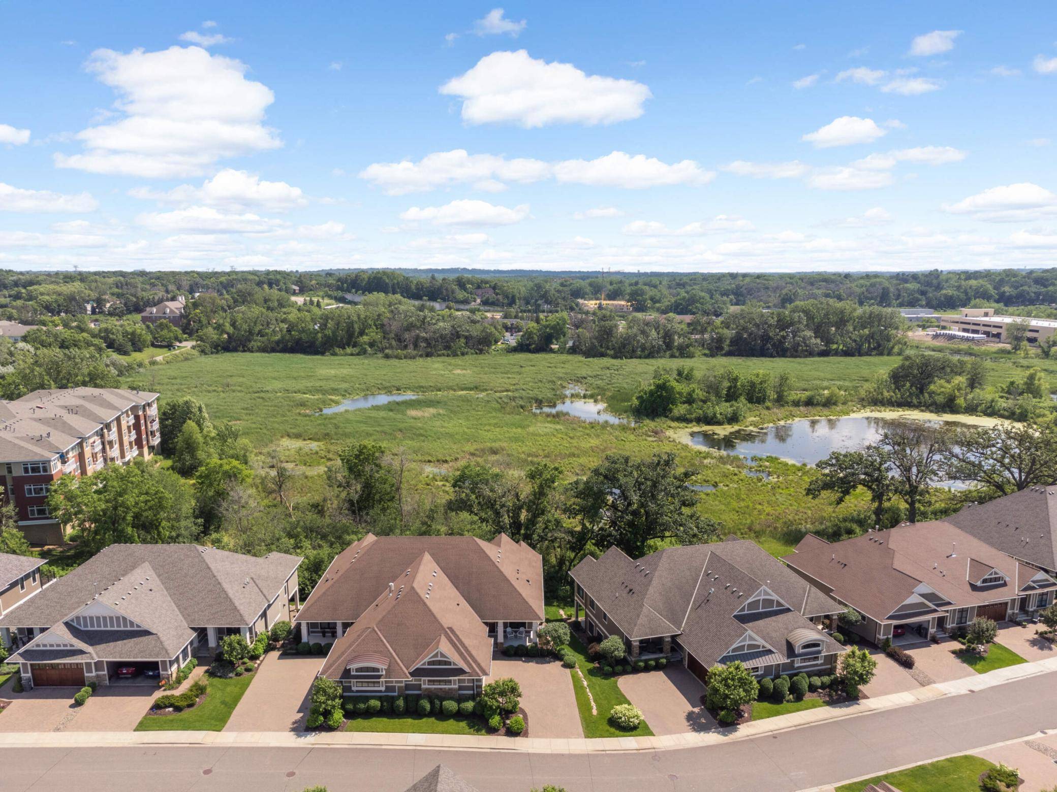 Minnetonka, MN 55391,275 Bellwether PATH
